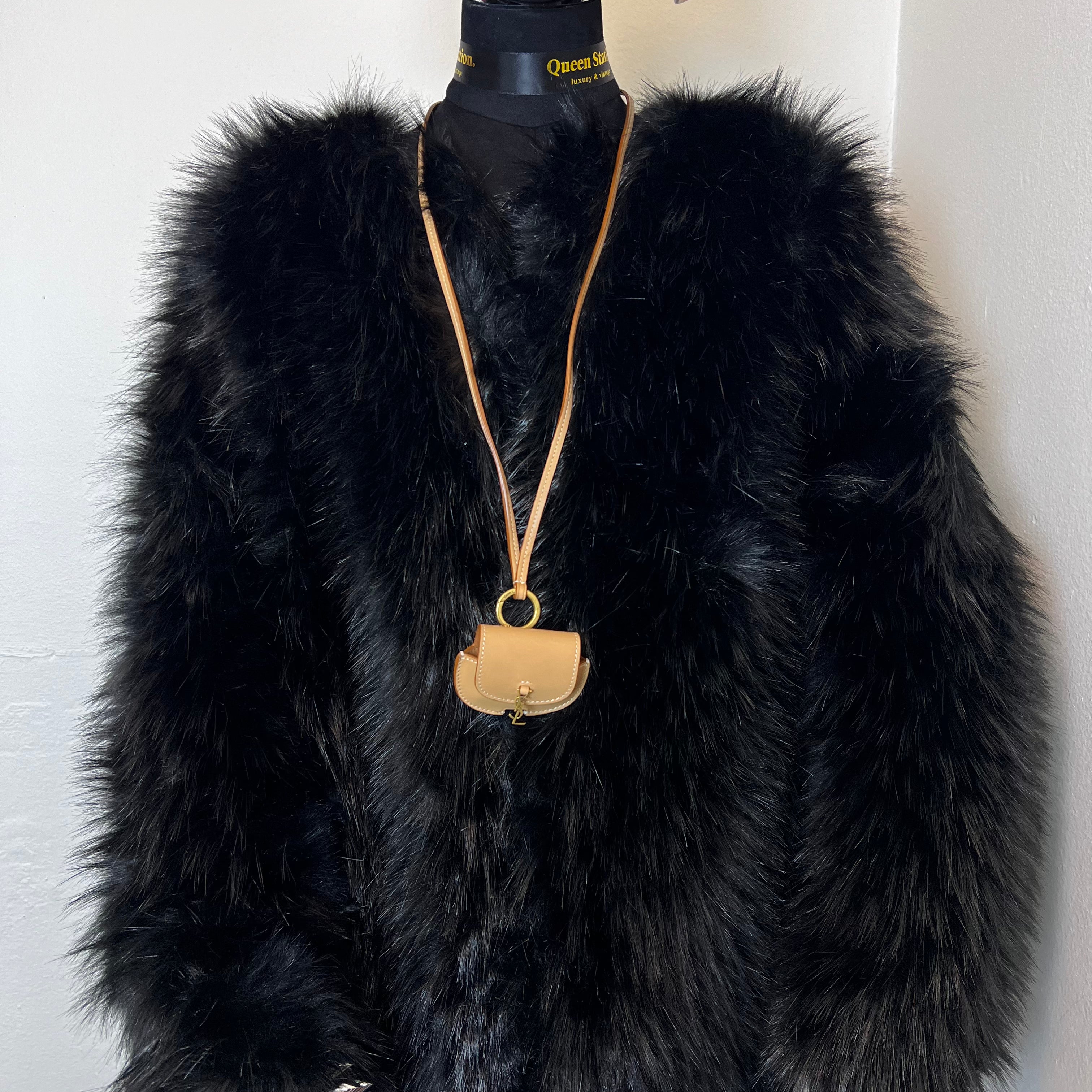 Kaia Airpods Case Brown Calfskin Leather