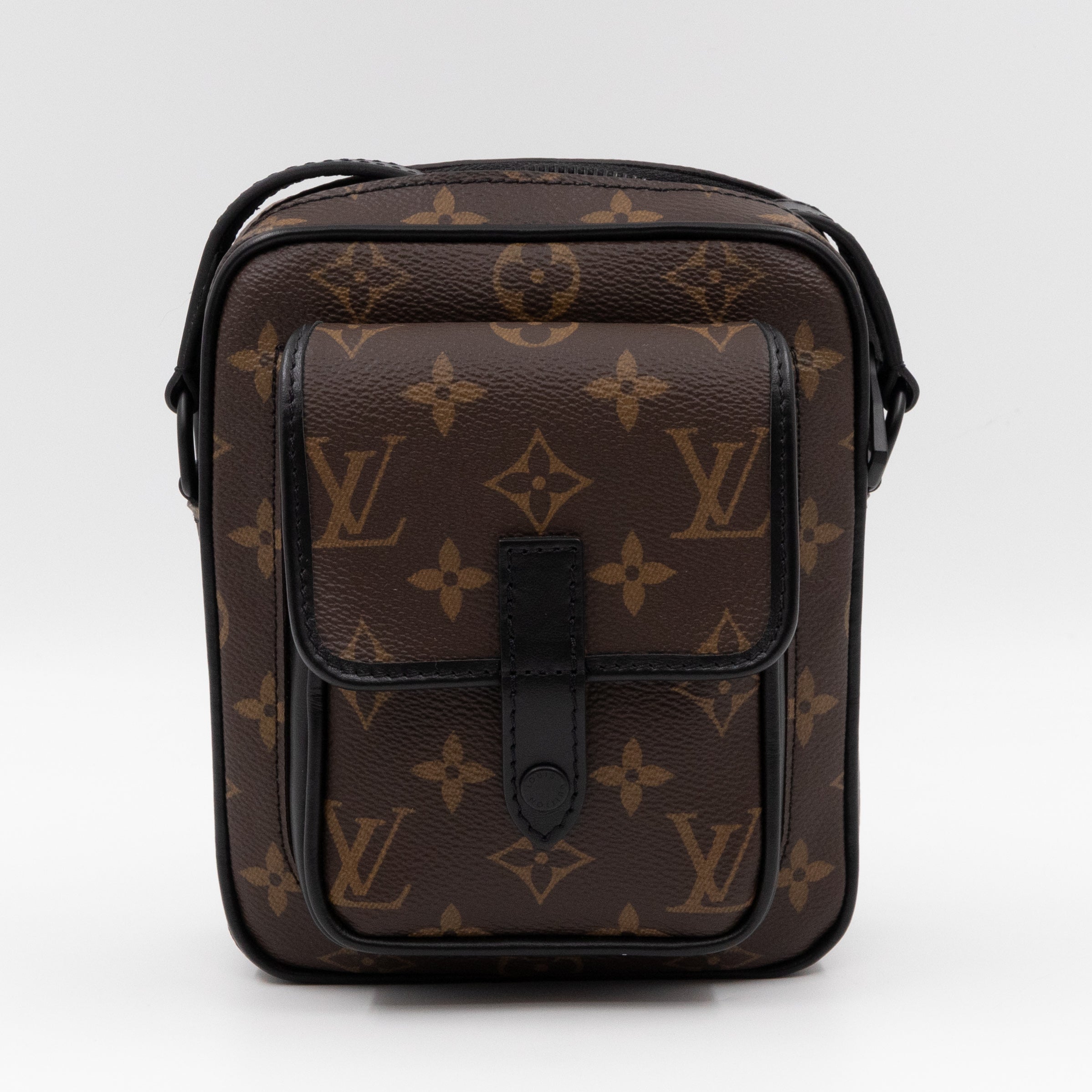 Christopher Wearable Wallet Monogram Black