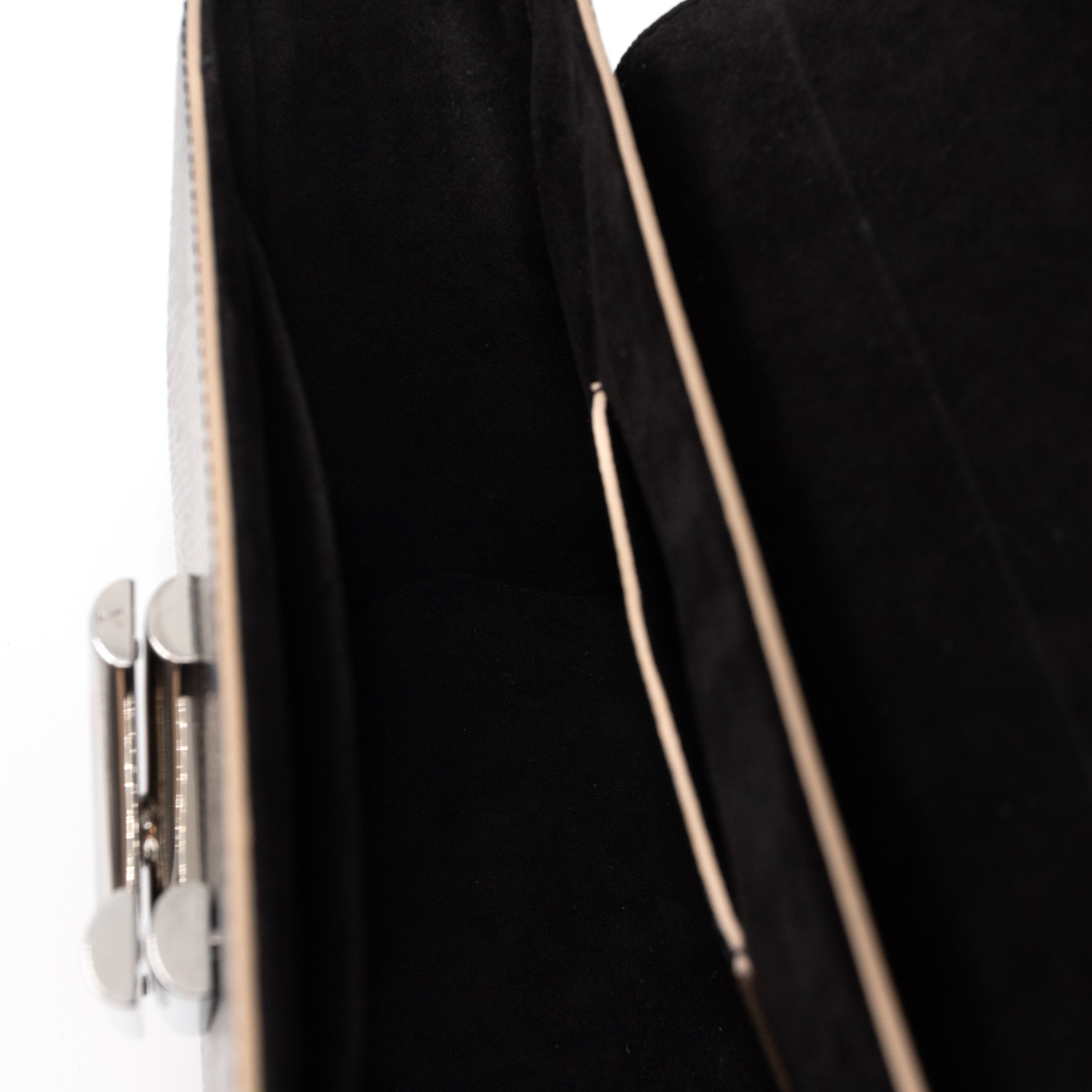 Twist MM Black Epi Leather World Tour