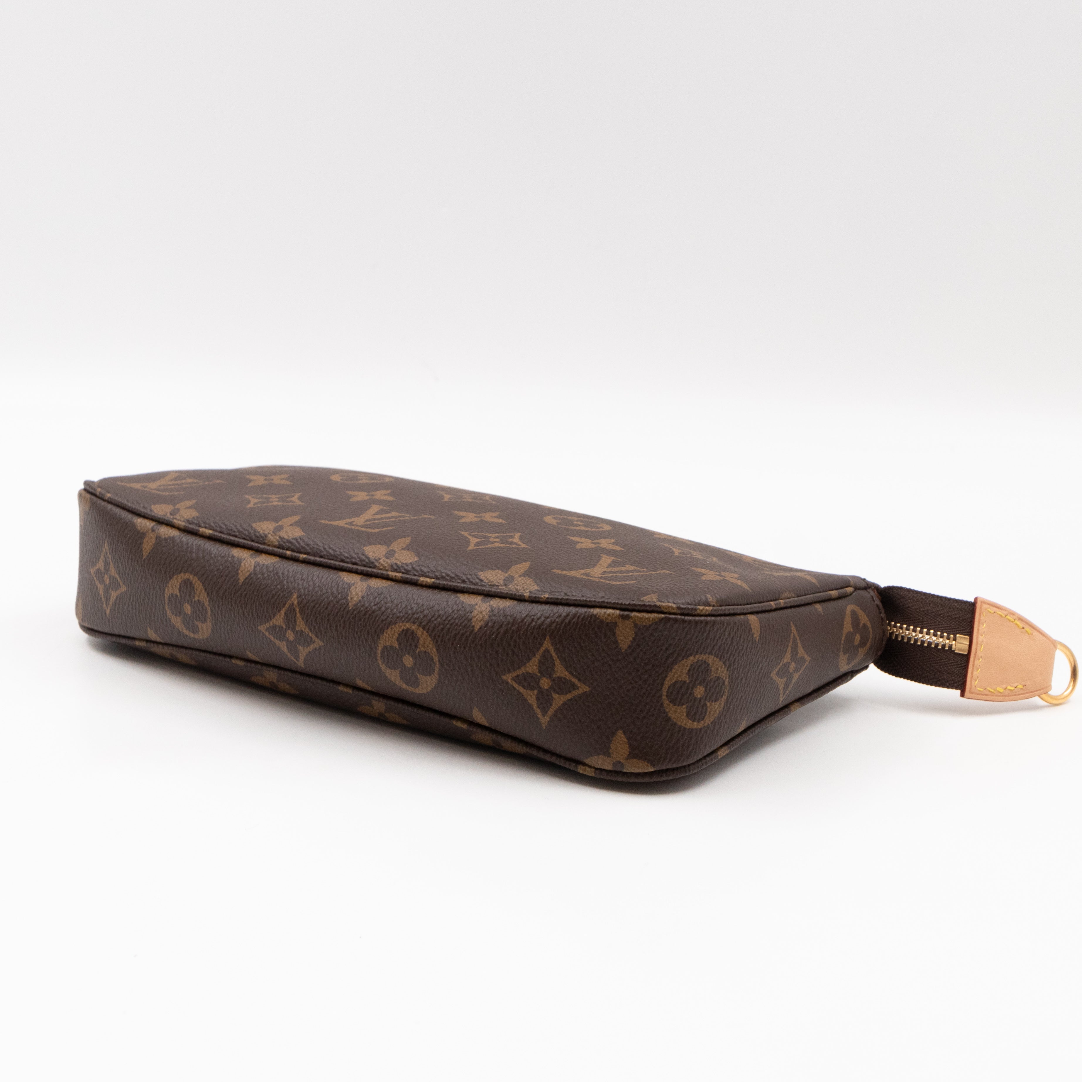Pochette Accessoires Monogram