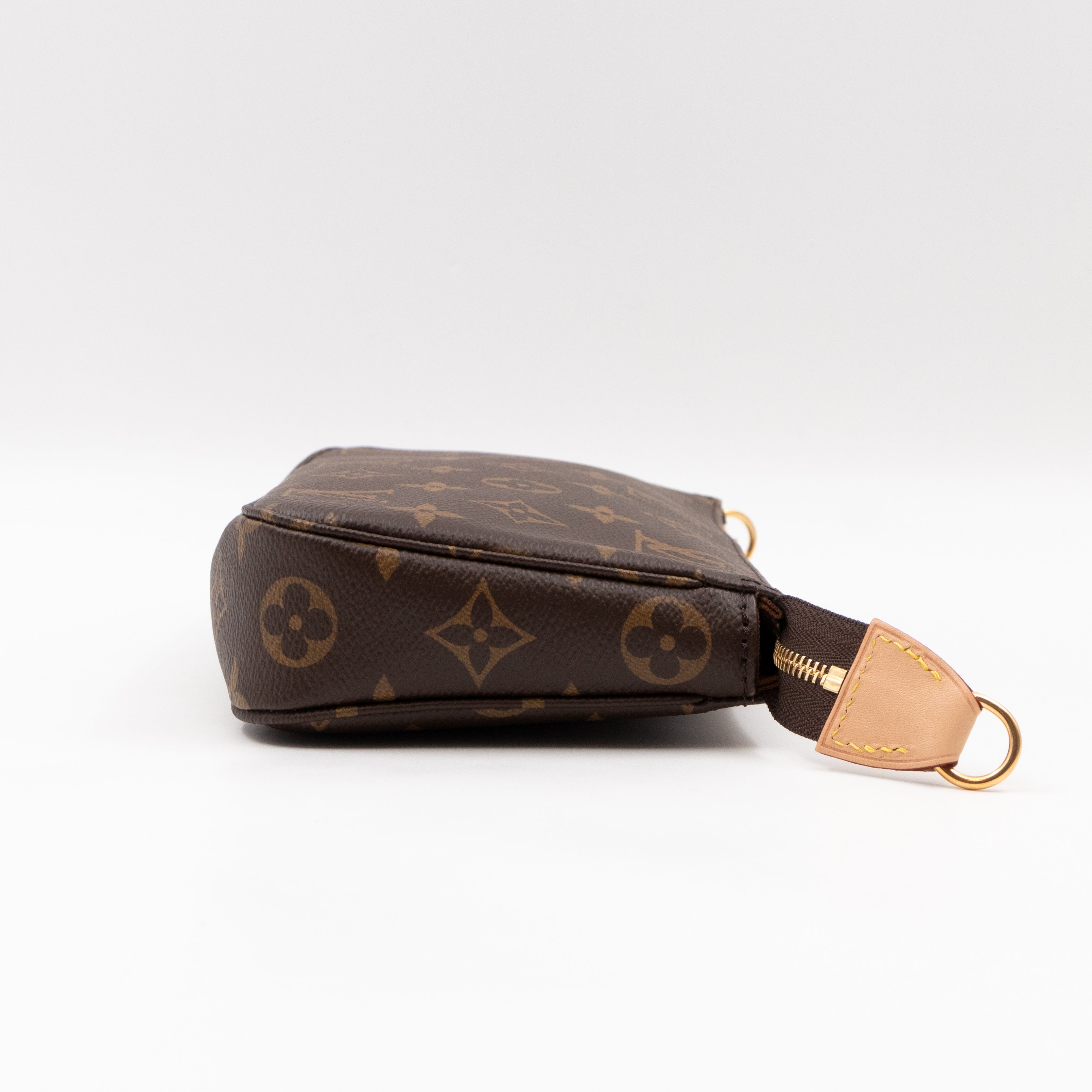 Pochette Accessoires Monogram