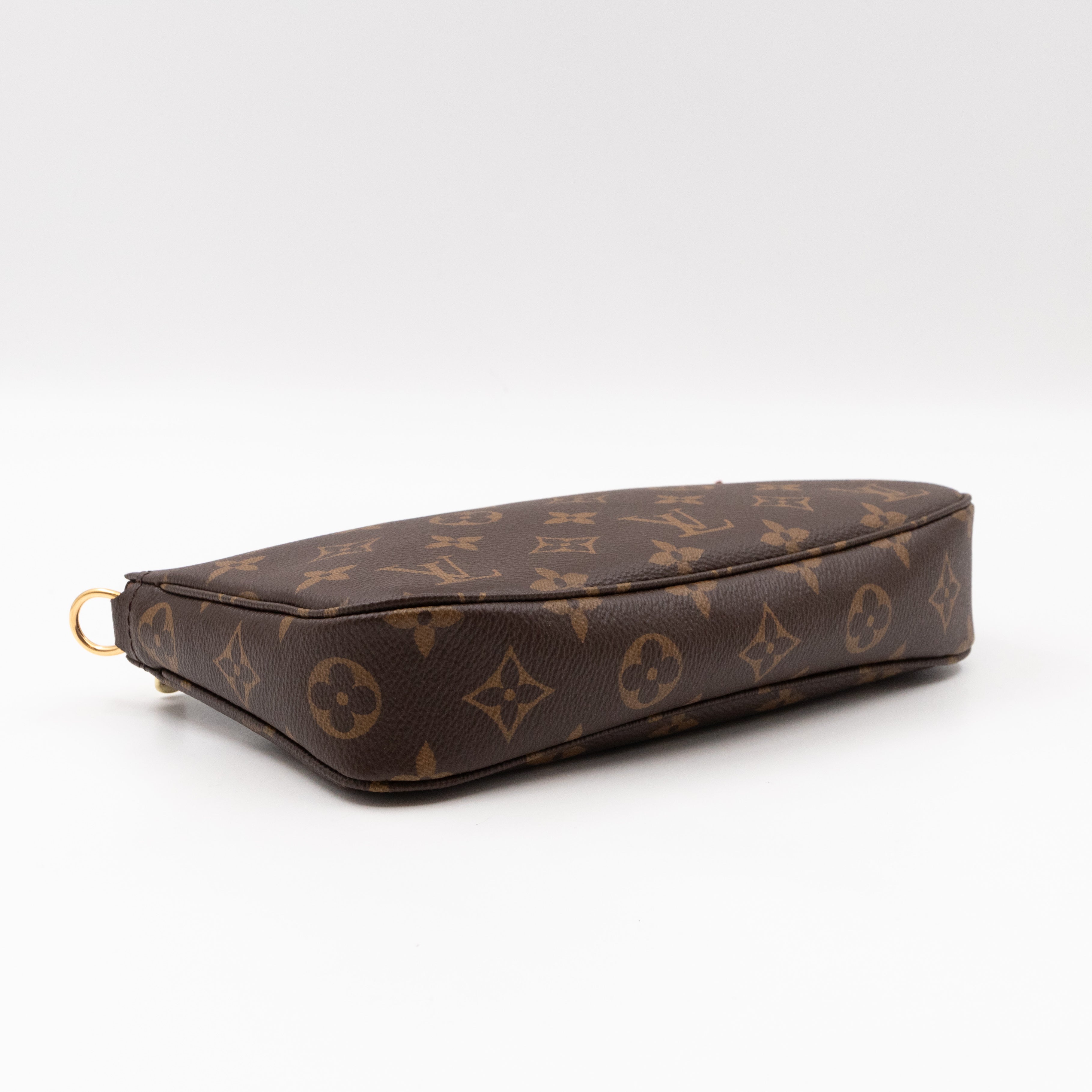 Pochette Accessoires Monogram