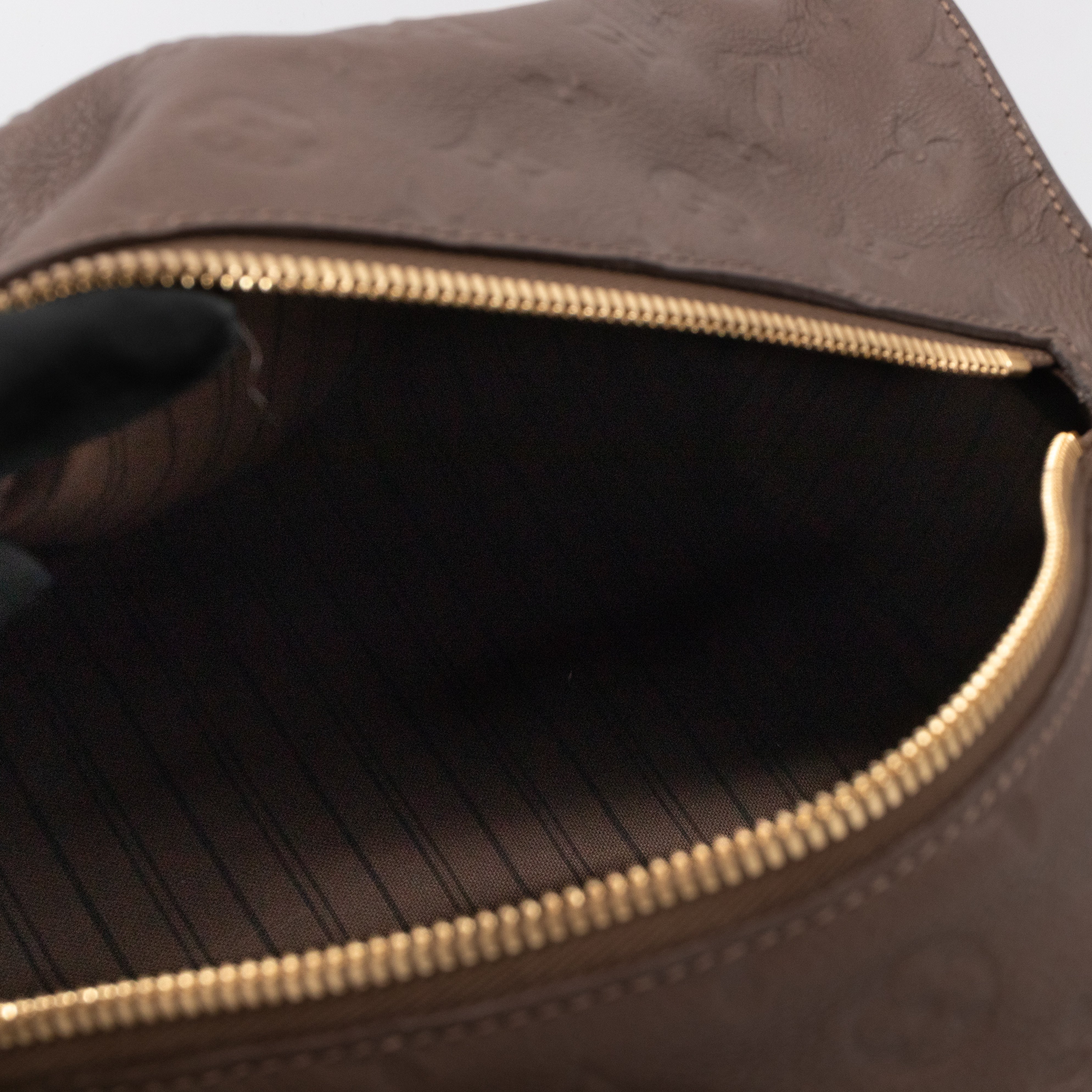 Inspiree Monogram Empreinte Bronze