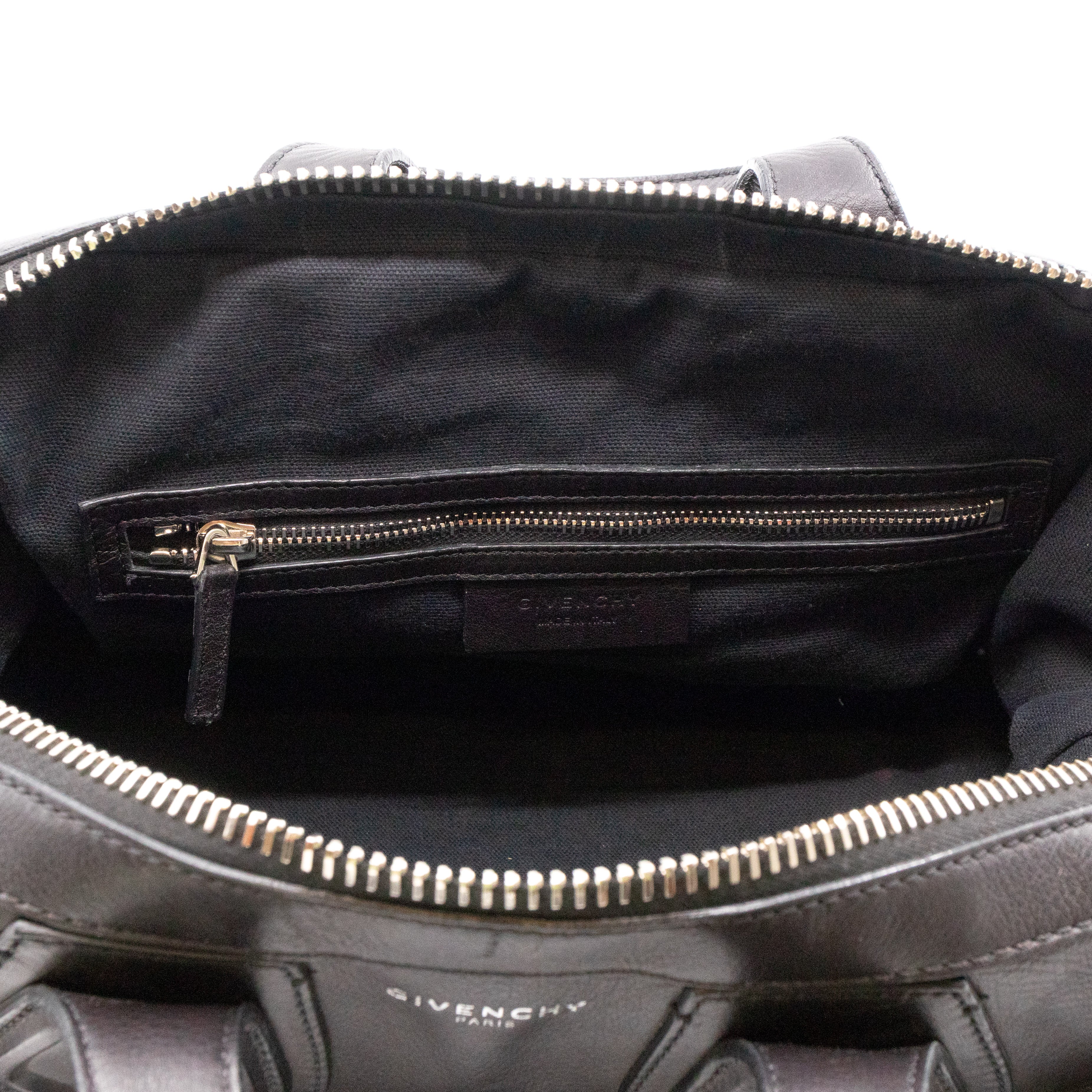 Nightingale Medium Black Leather