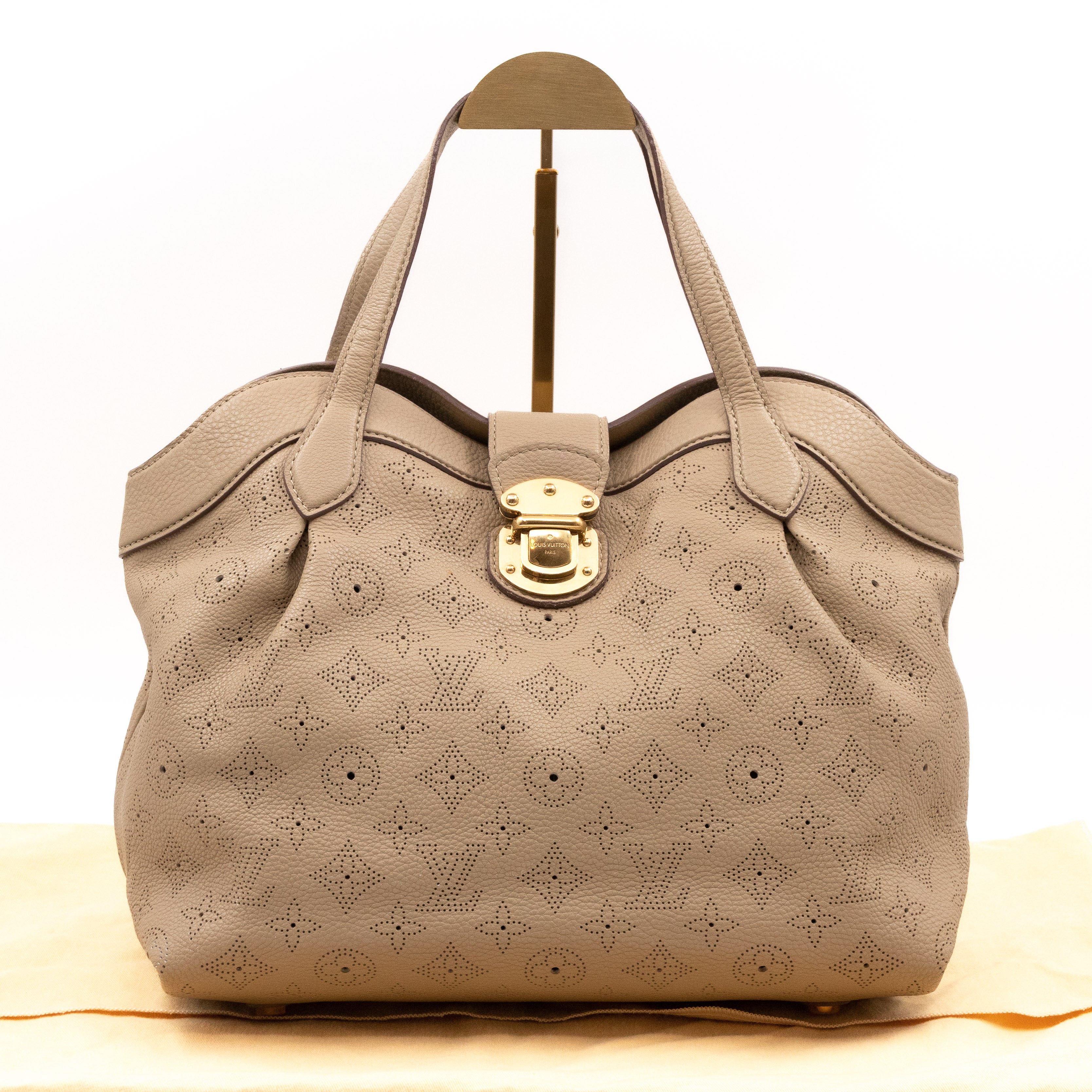 Cirrus PM Beige Mahina Leather