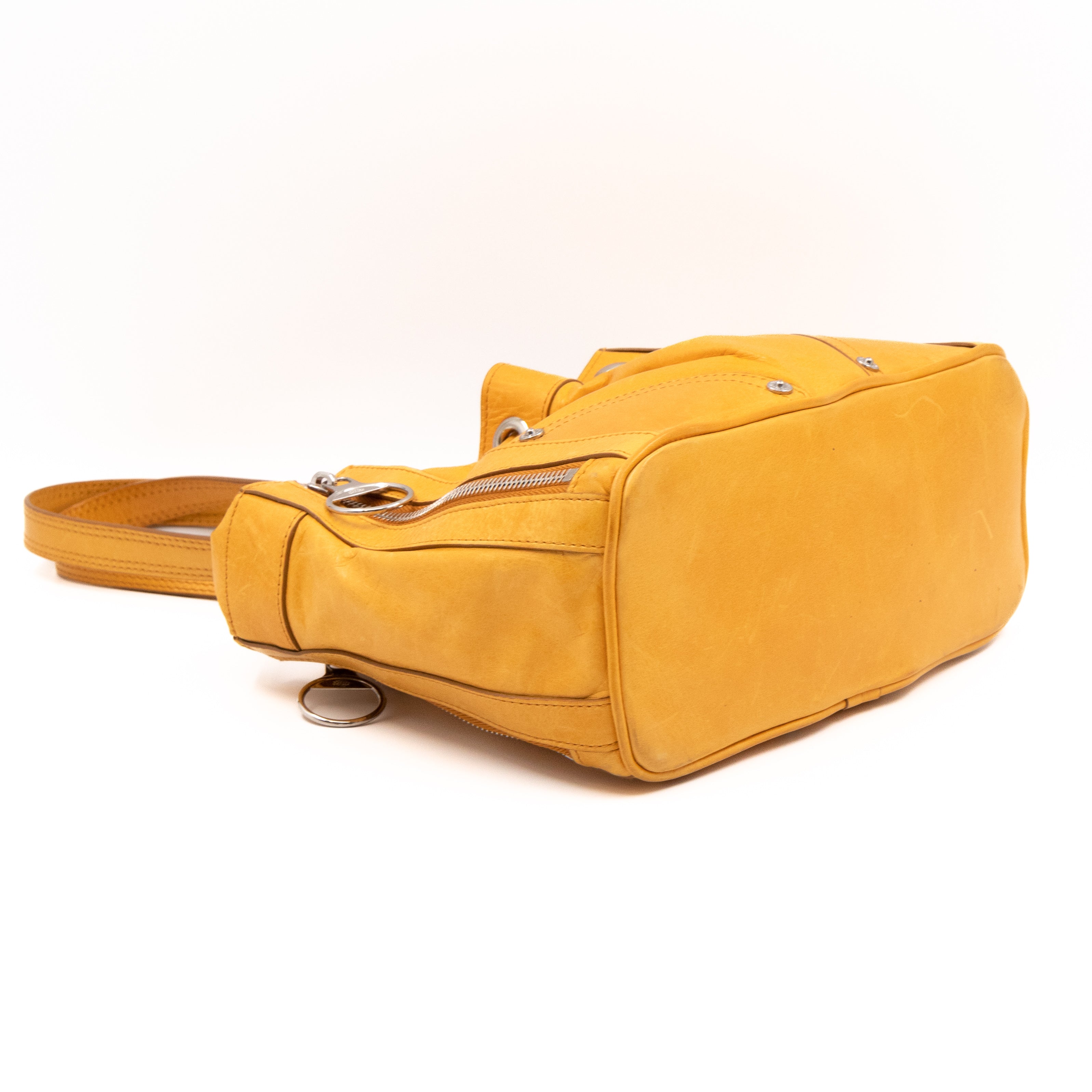 Small Poppy Shoulder Bag Zippers Yellow Antique Leather