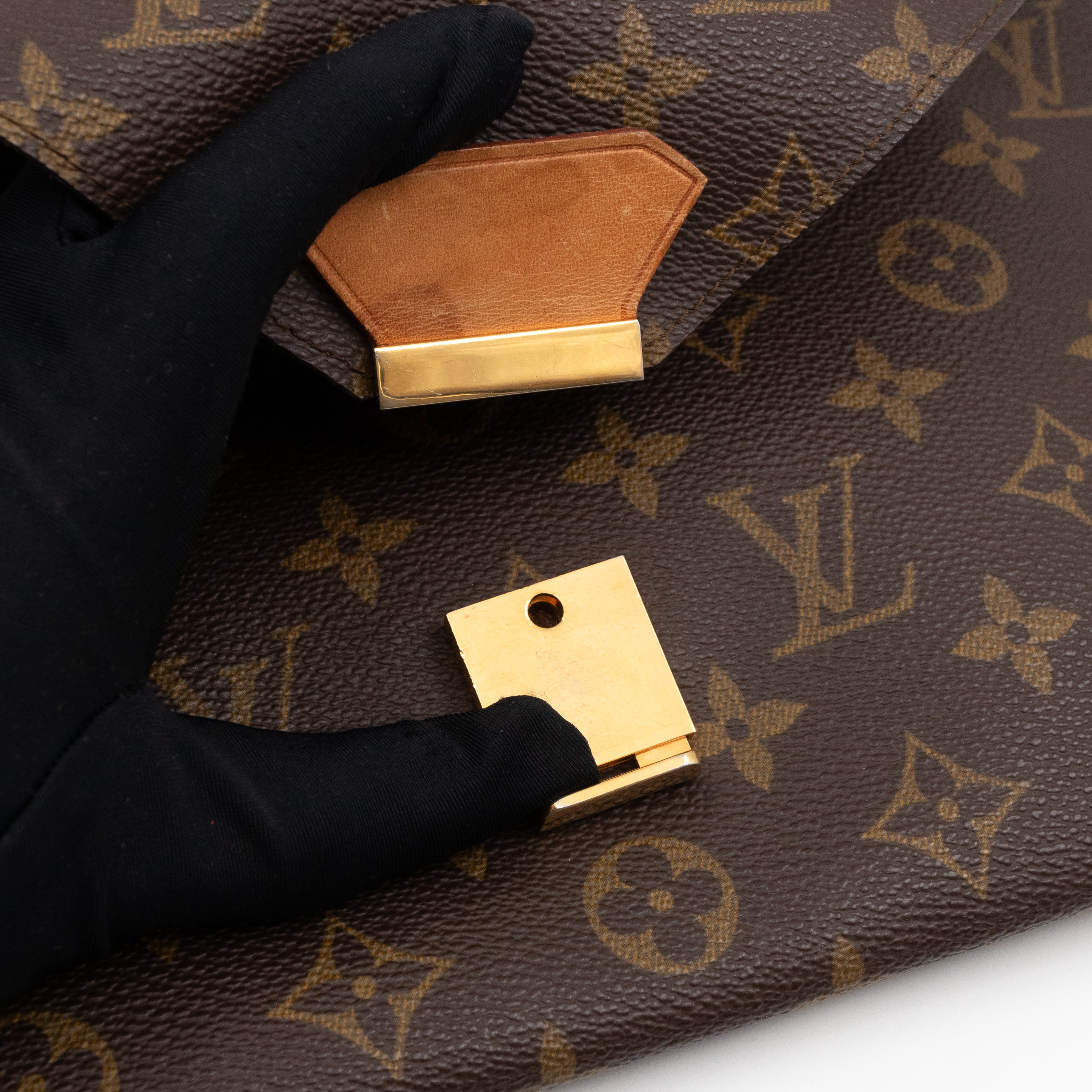 Vintage Poche Plate Monogram