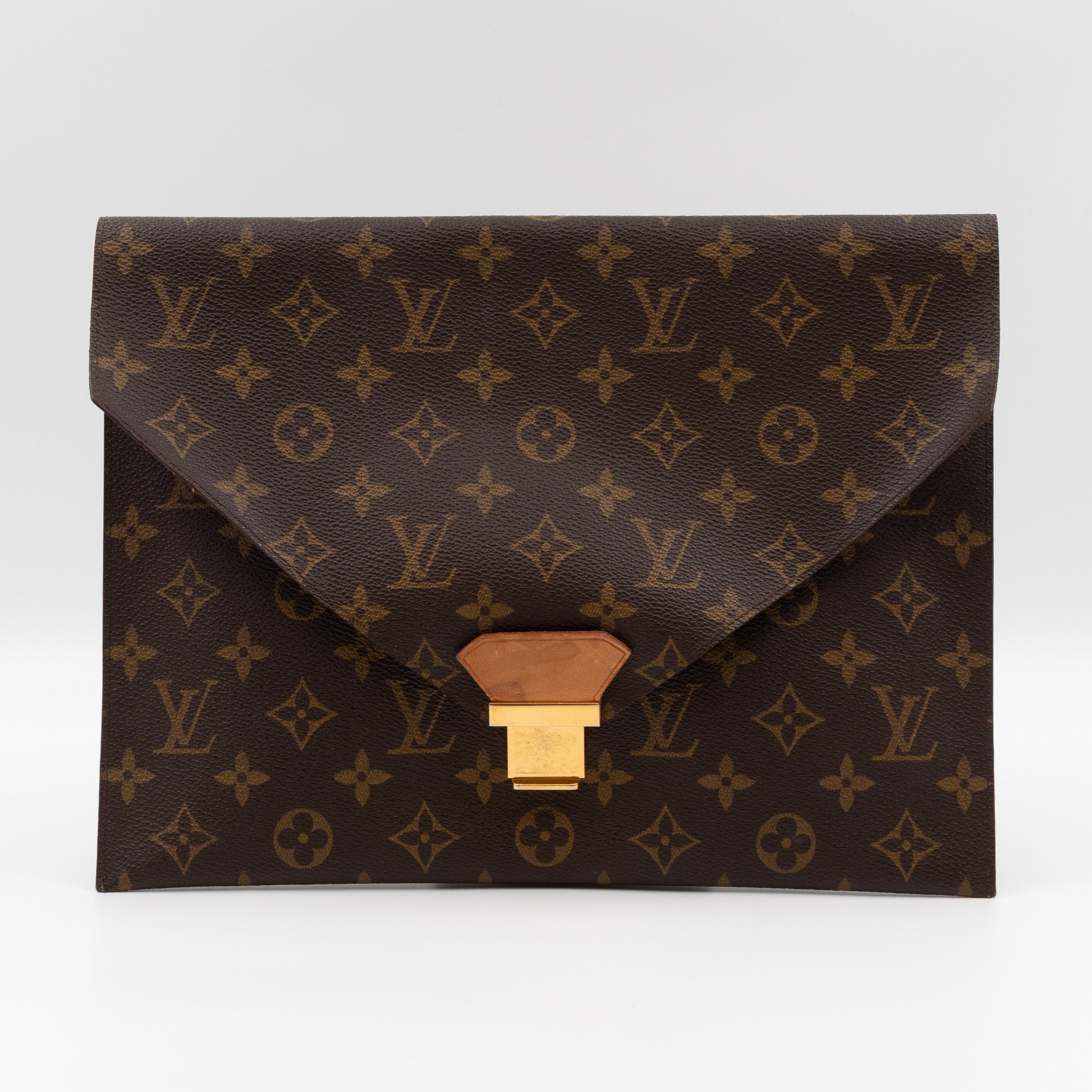 Vintage Poche Plate Monogram