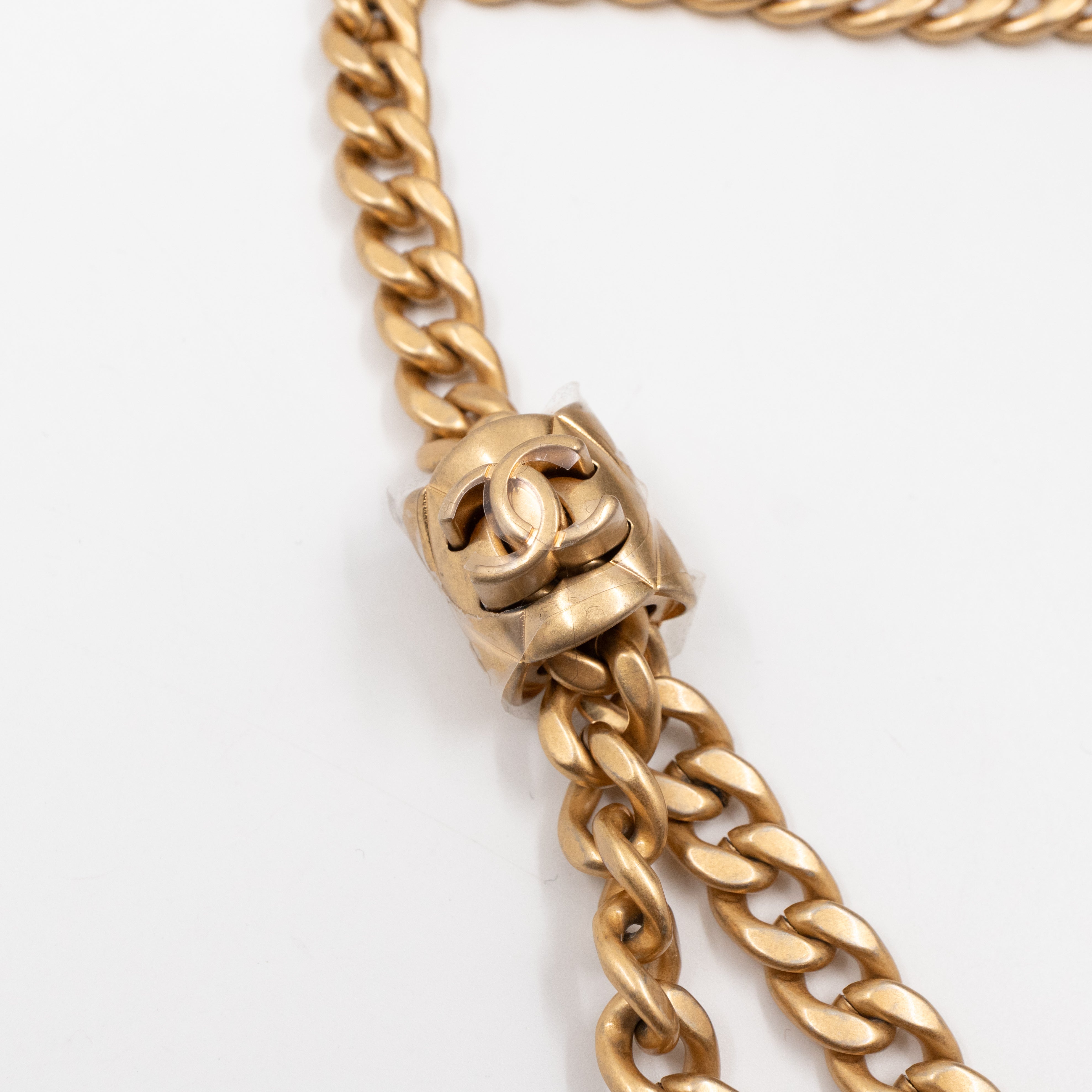 Vanity Classic Box Chain Black Lambskin