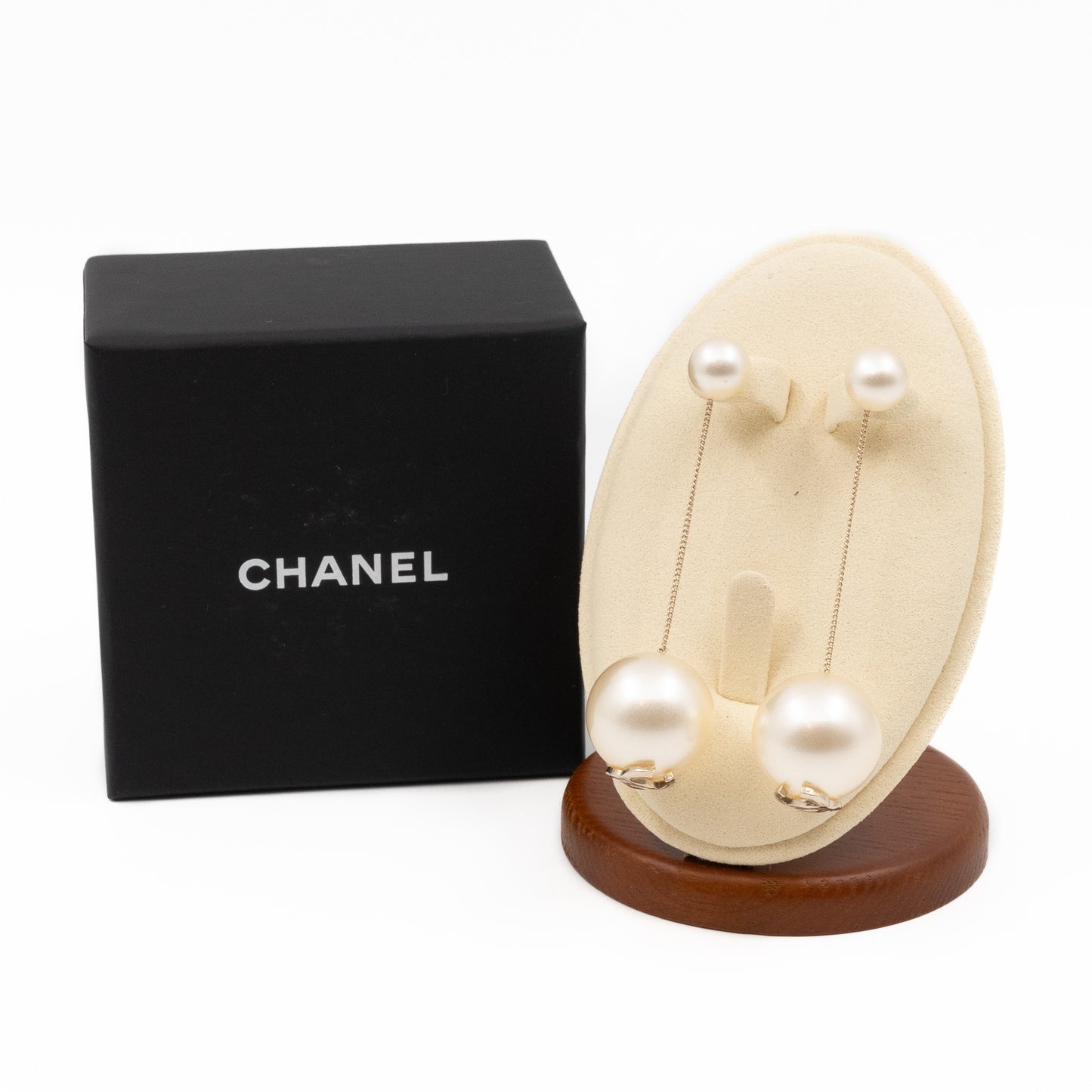 Big Pearl Drop Earrings Light Gold