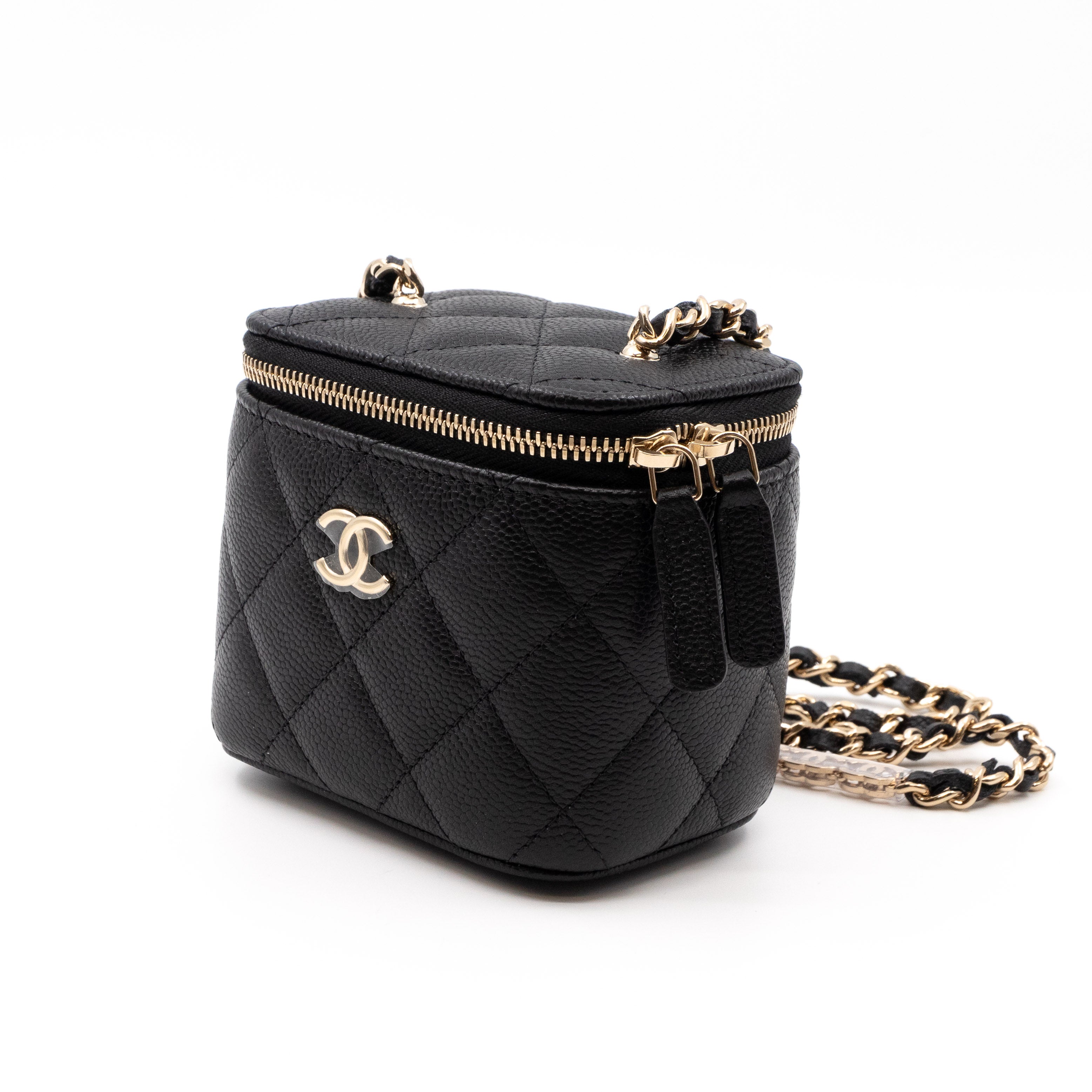 Small Vanity On CC Chain Black Caviar