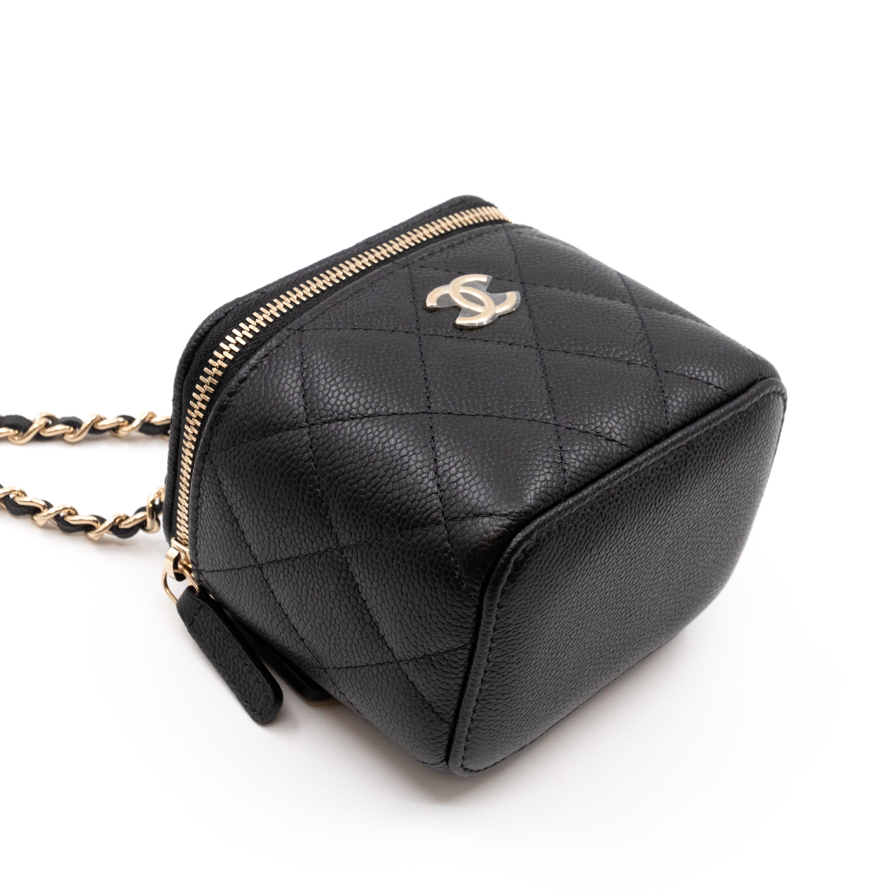 Small Vanity On CC Chain Black Caviar