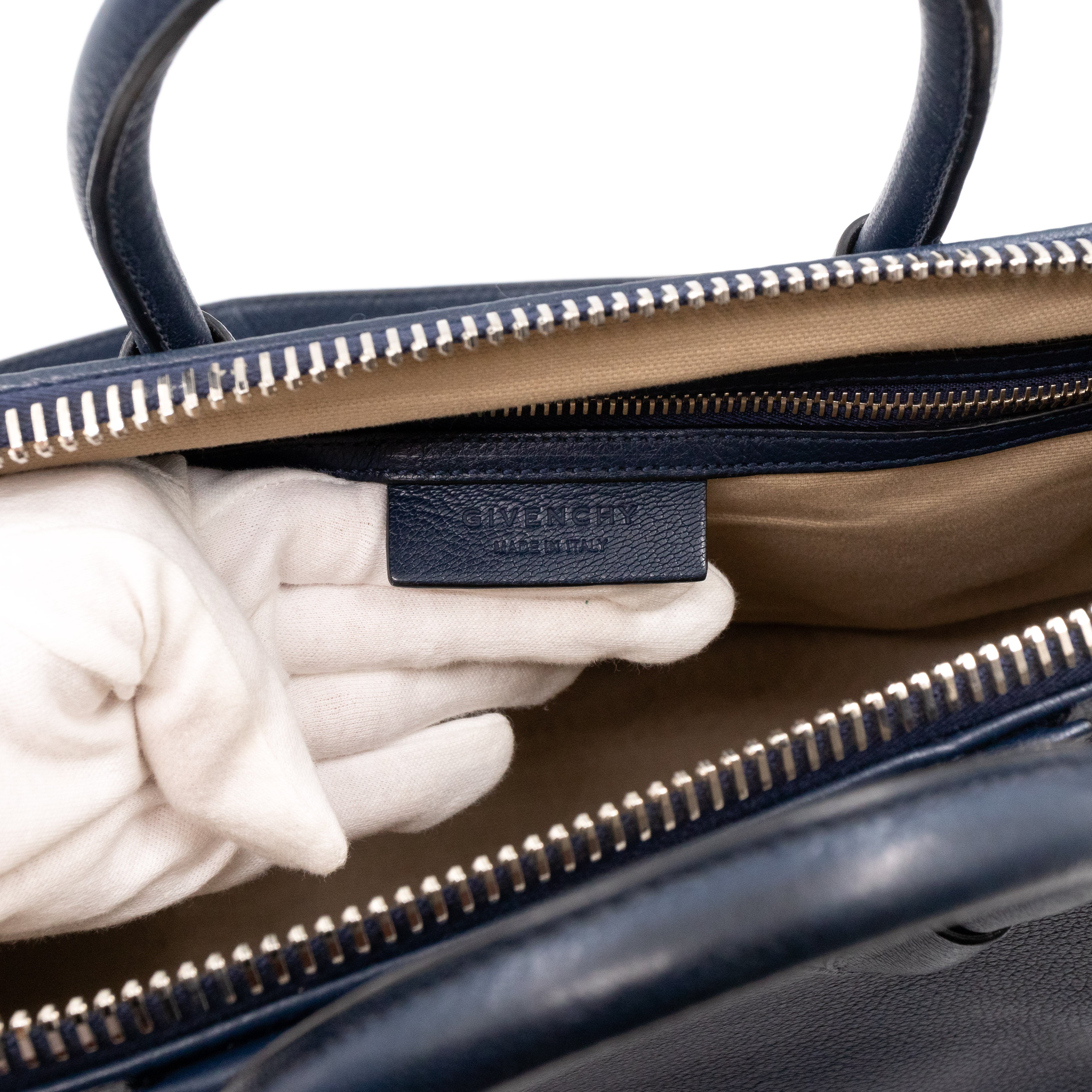 Antigona Medium Night Blue Leather