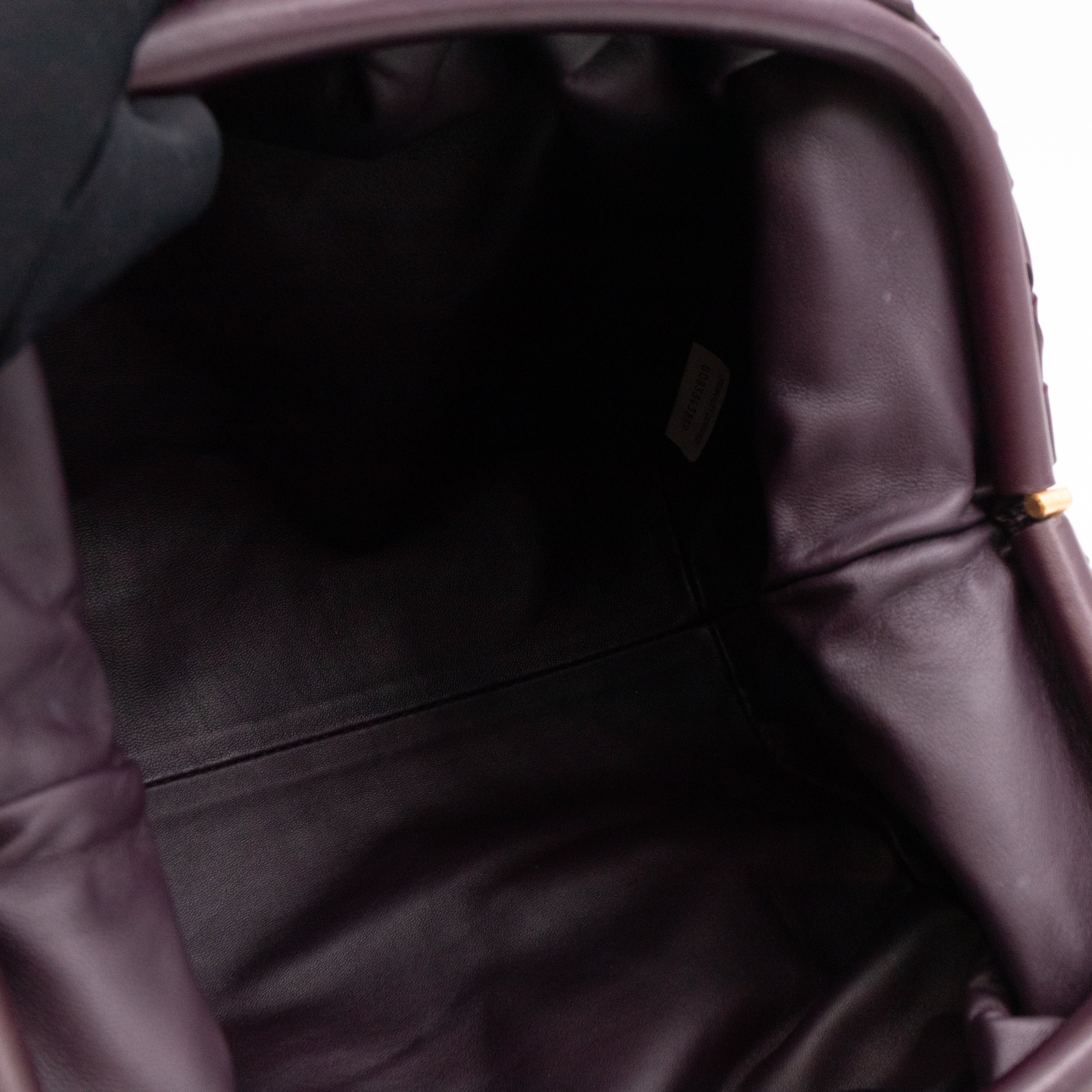 The Pouch Clutch Intrecciato Leather Purple