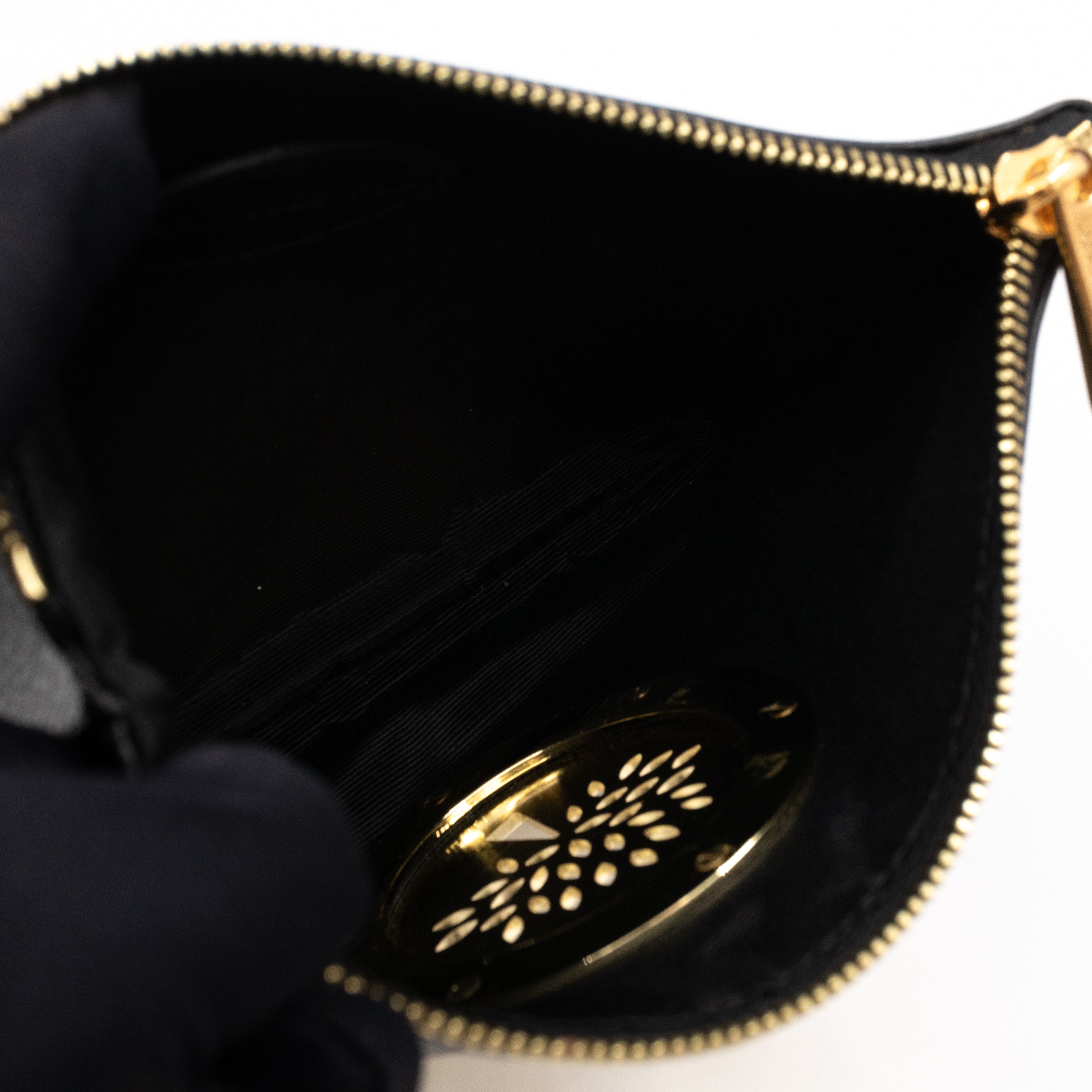 Daria Pouch Black Leather