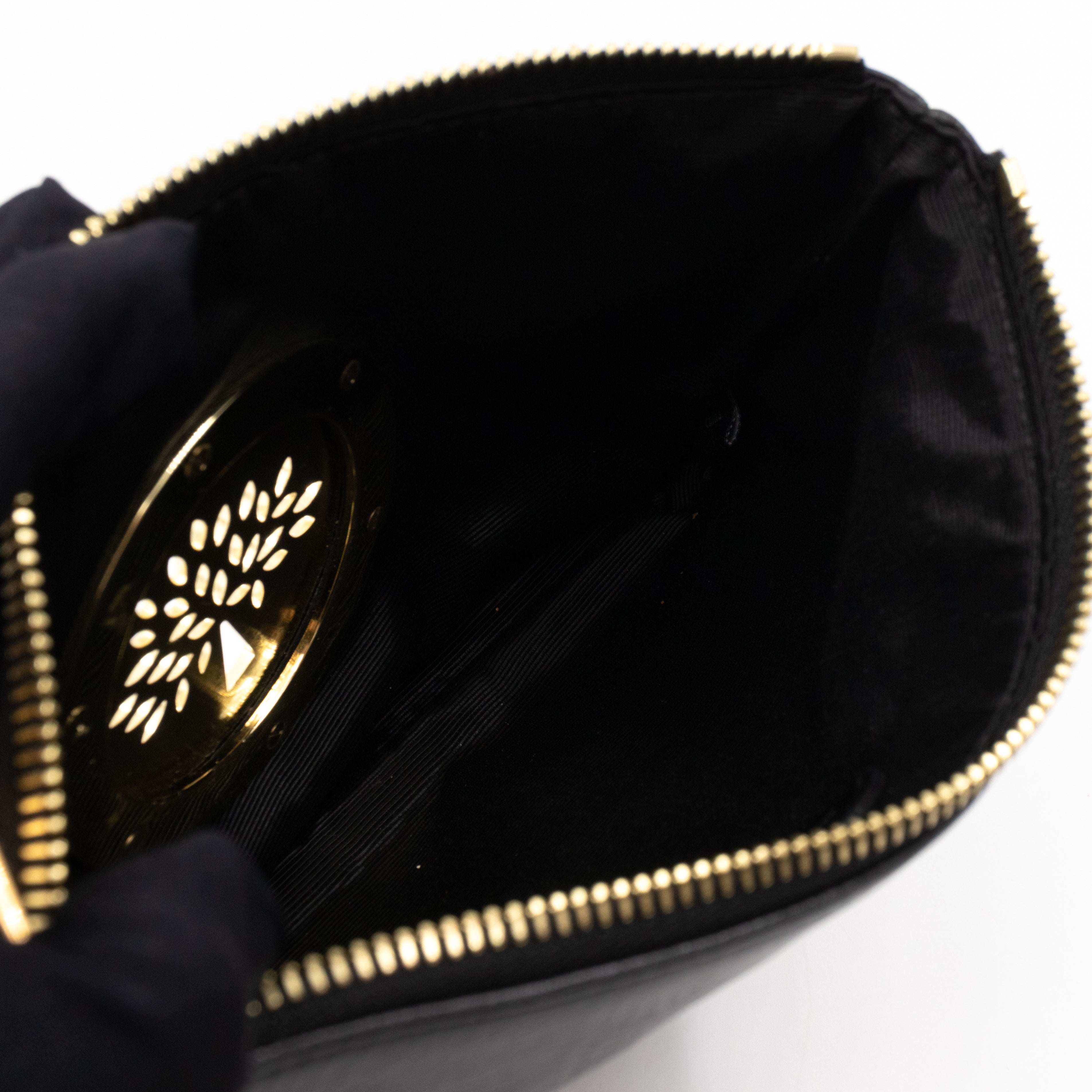 Daria Pouch Black Leather