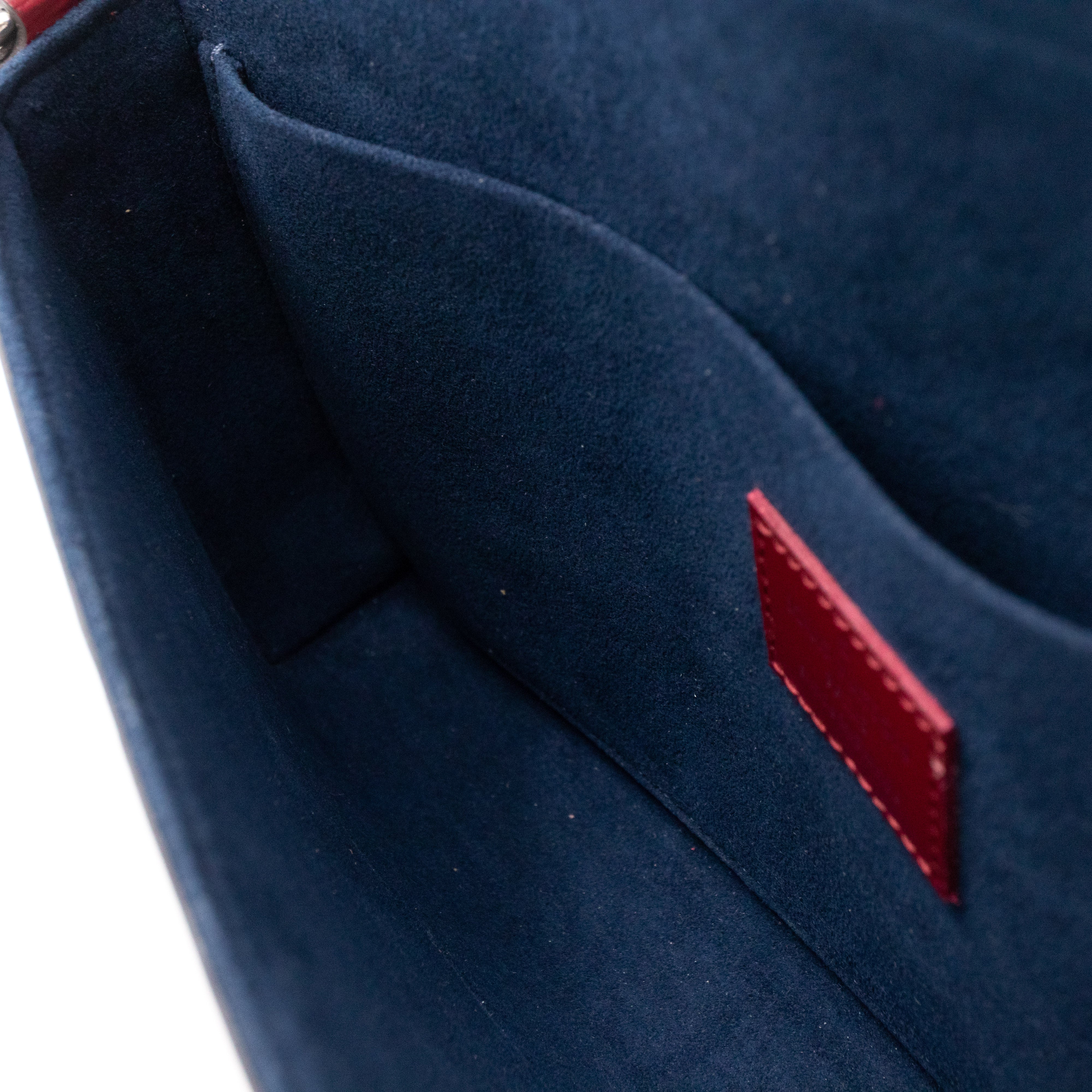 Pochette Felicie Epi Leather Fuchsia