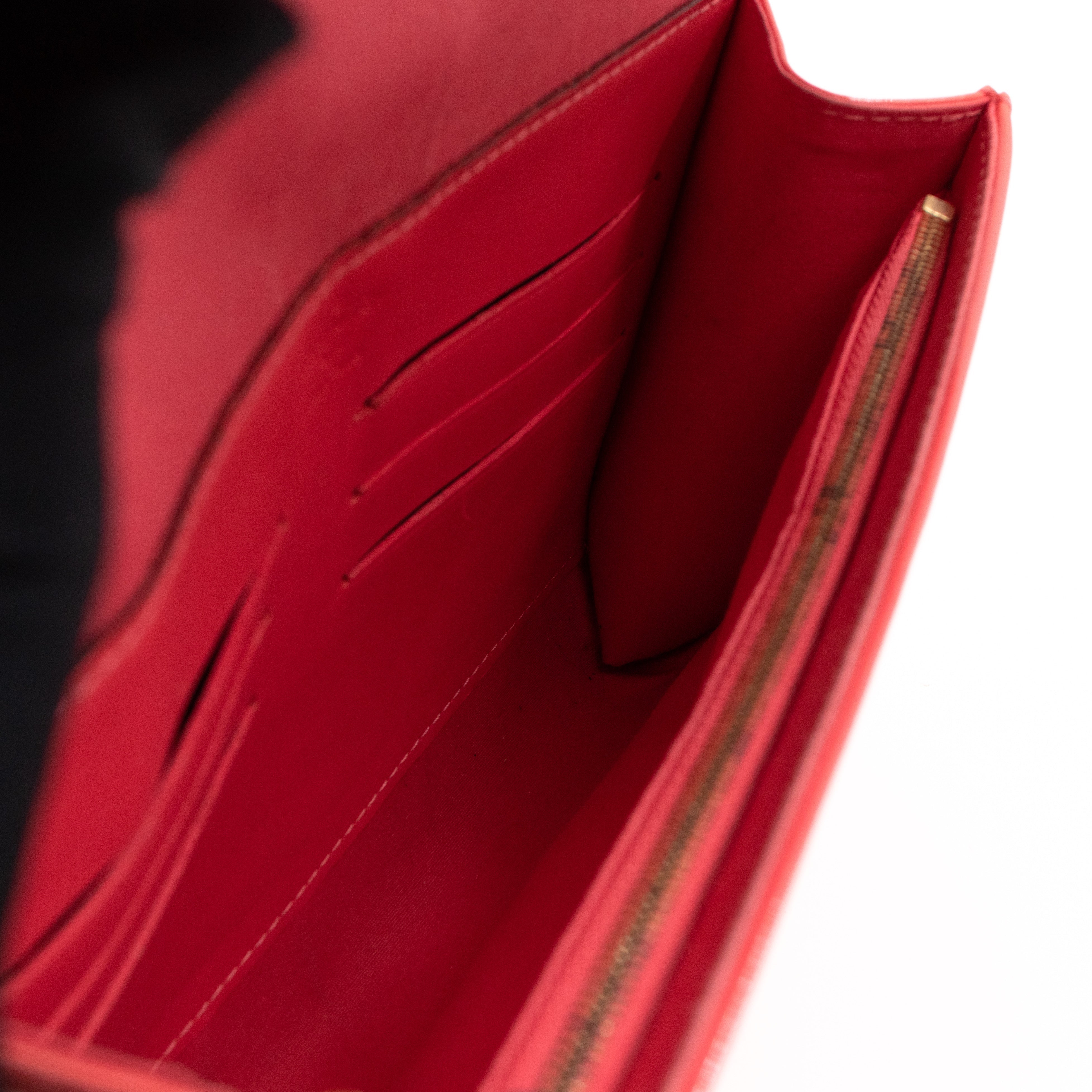 Ana Clutch Vernis Rose Litchi