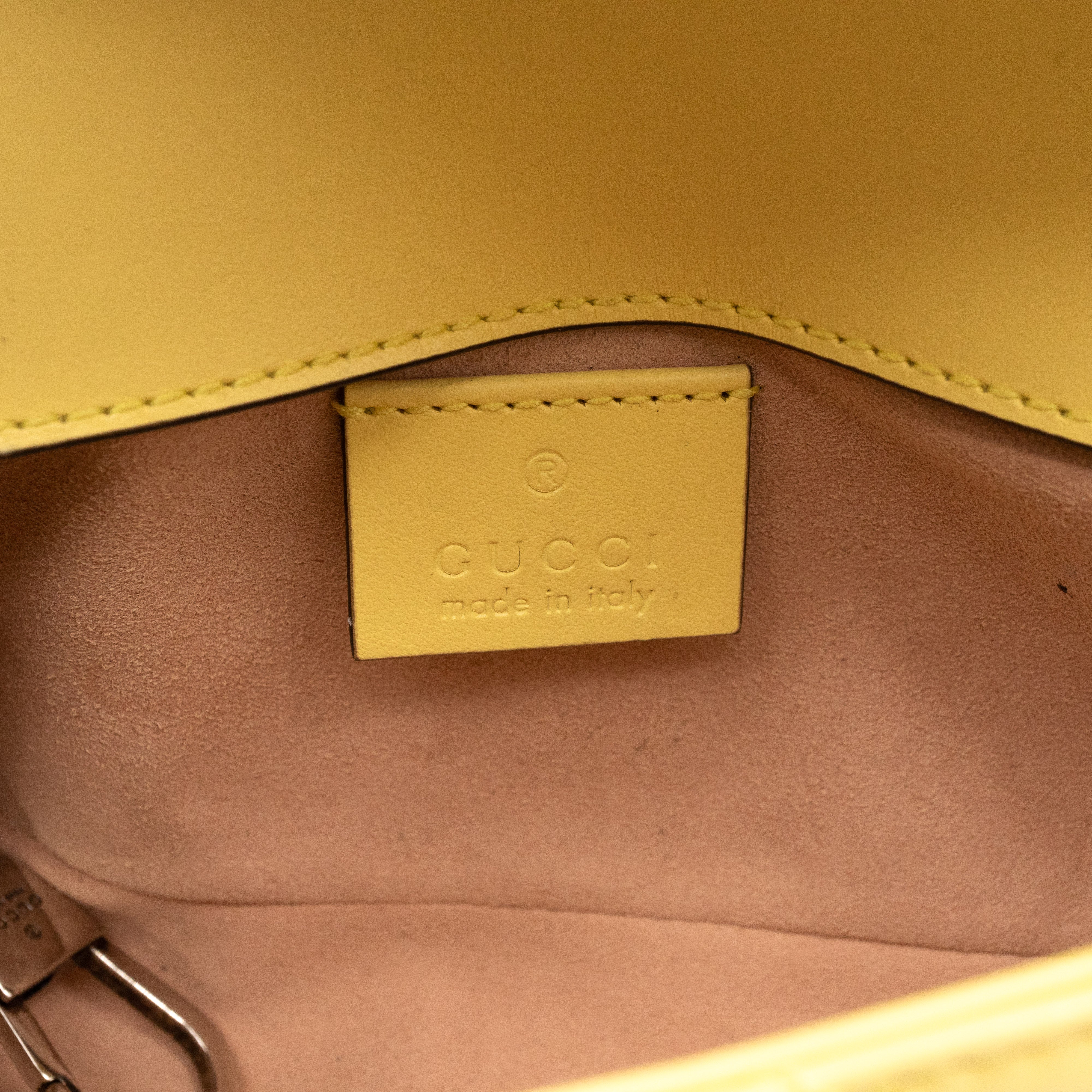 GG Marmont Flap Matelassé Super Mini Yellow
