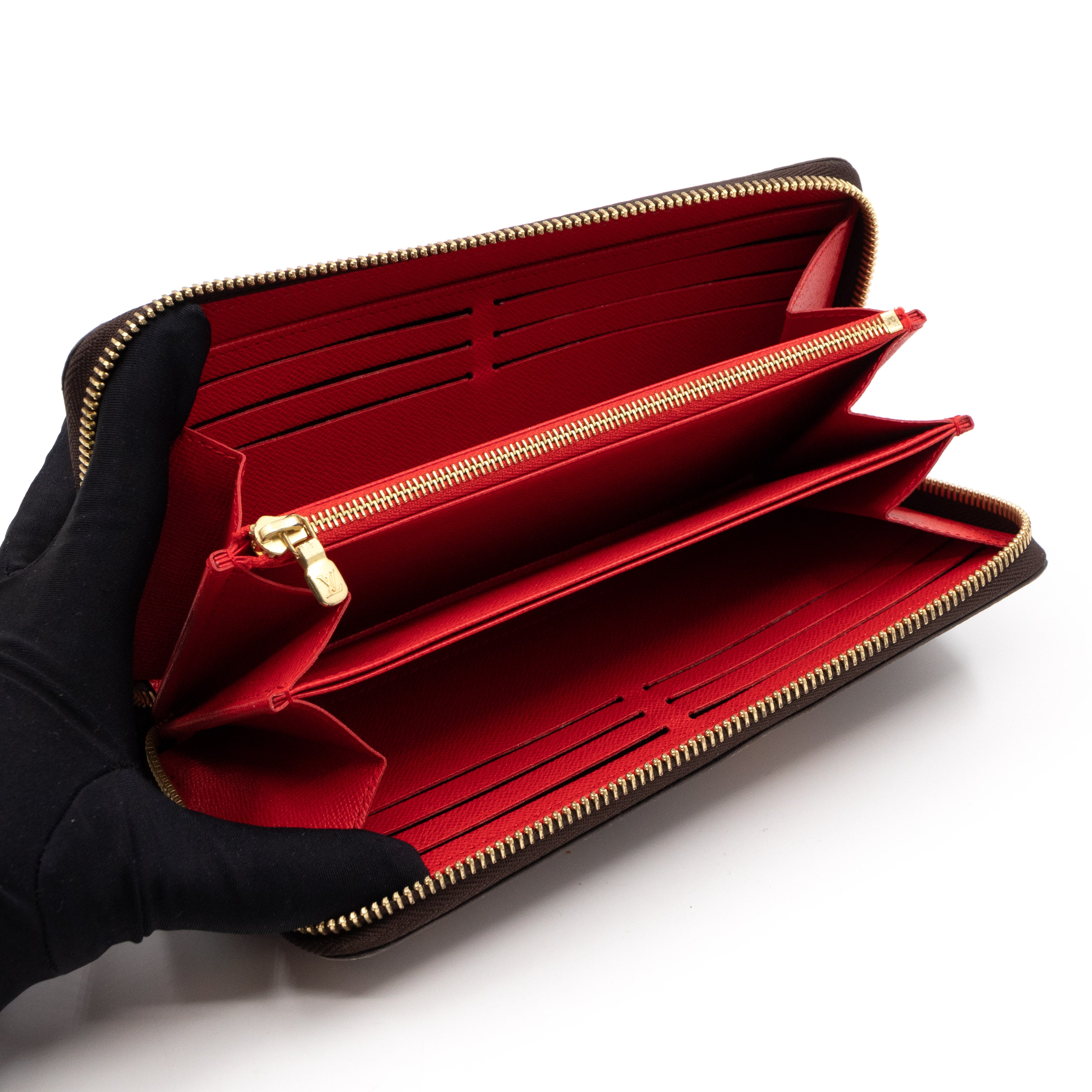 Zippy Wallet Damier Ebene Vivienne Amusement Park