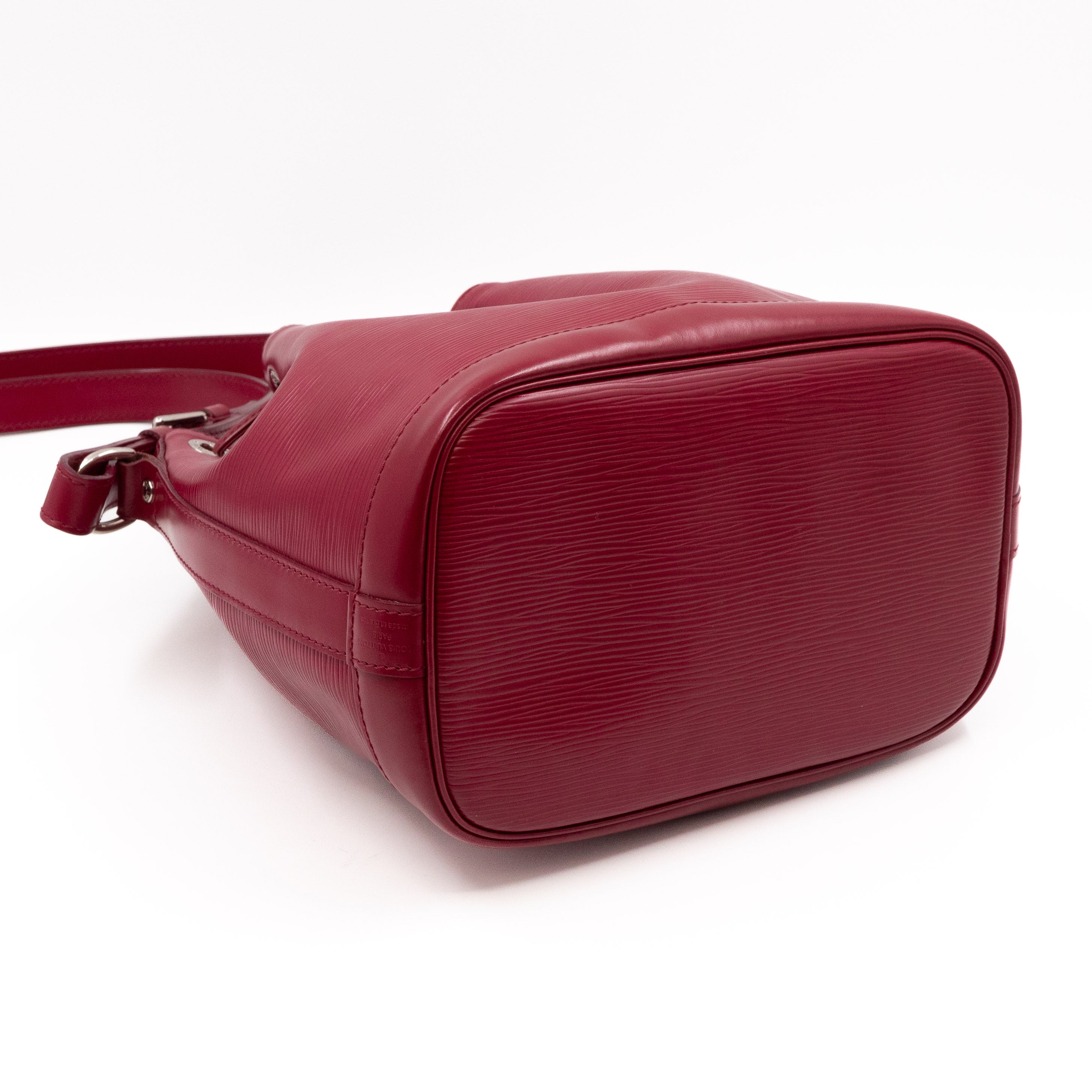 Noe BB Epi Leather Fuchsia