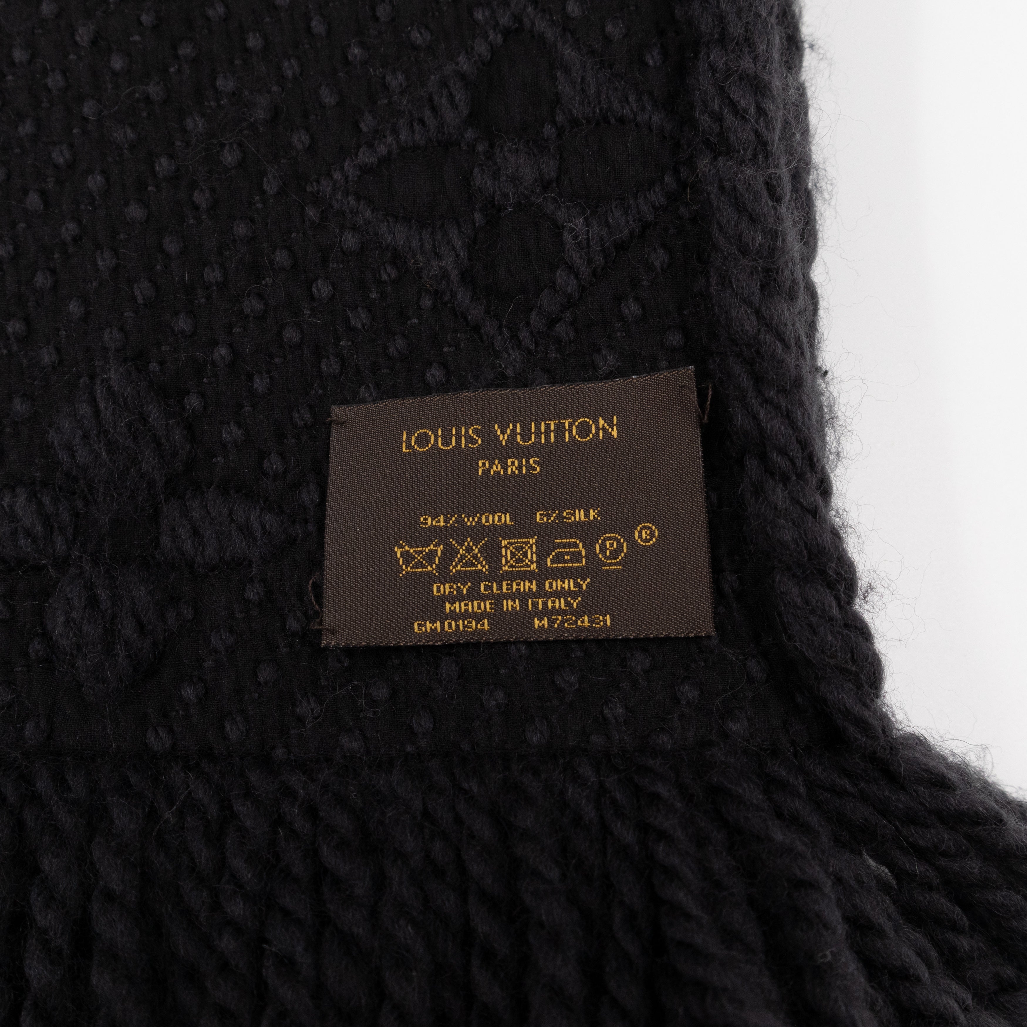 Logomania Scarf Black