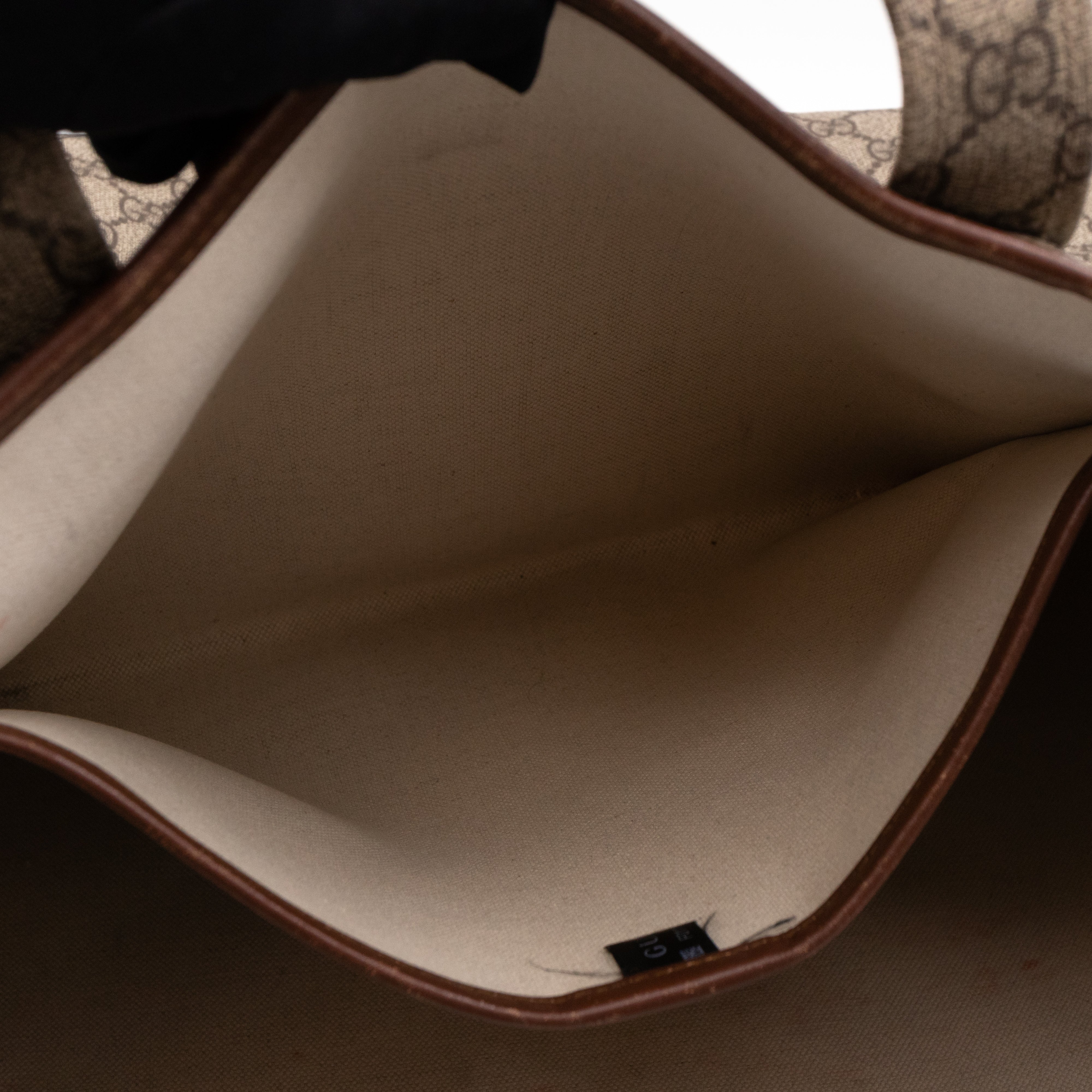 Signature Web Loop Medium Tote GG Supreme