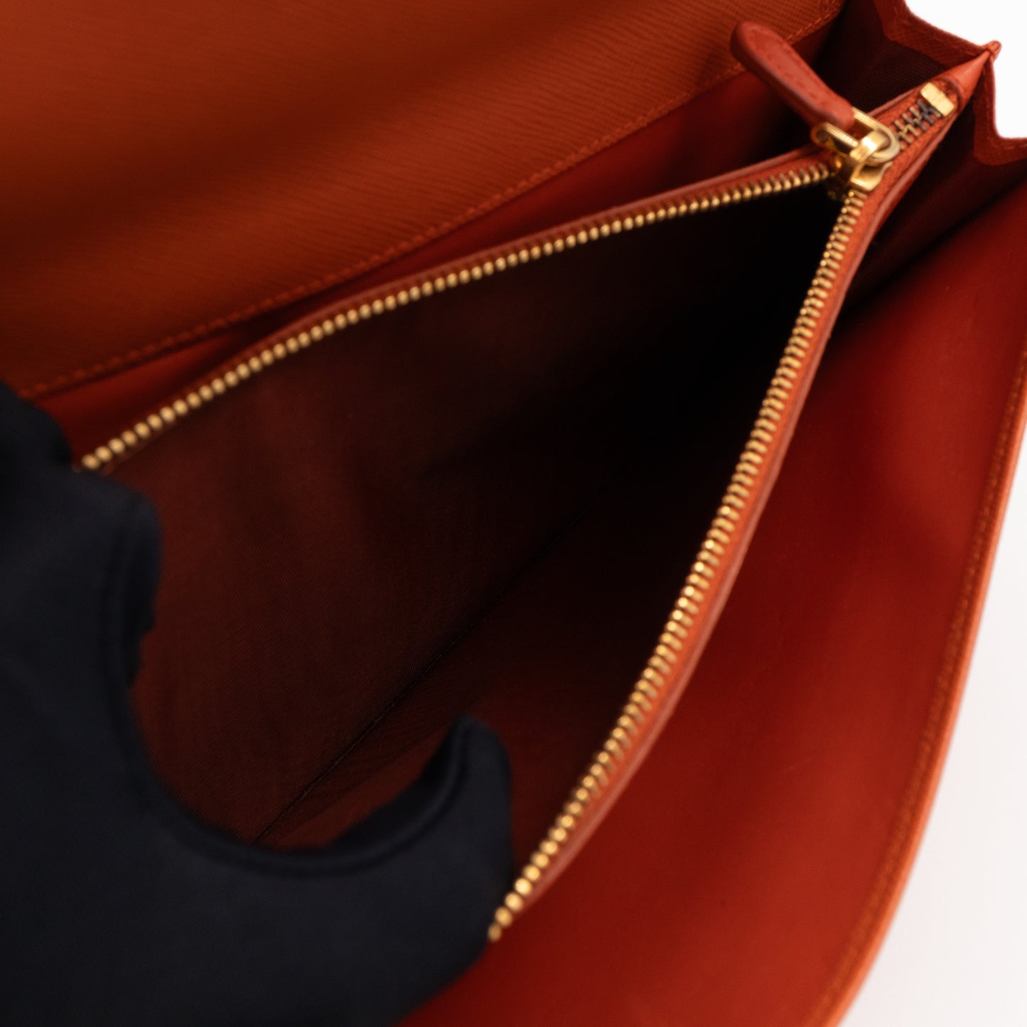 Flat Clutch with Stretch Band Orange Saffiano