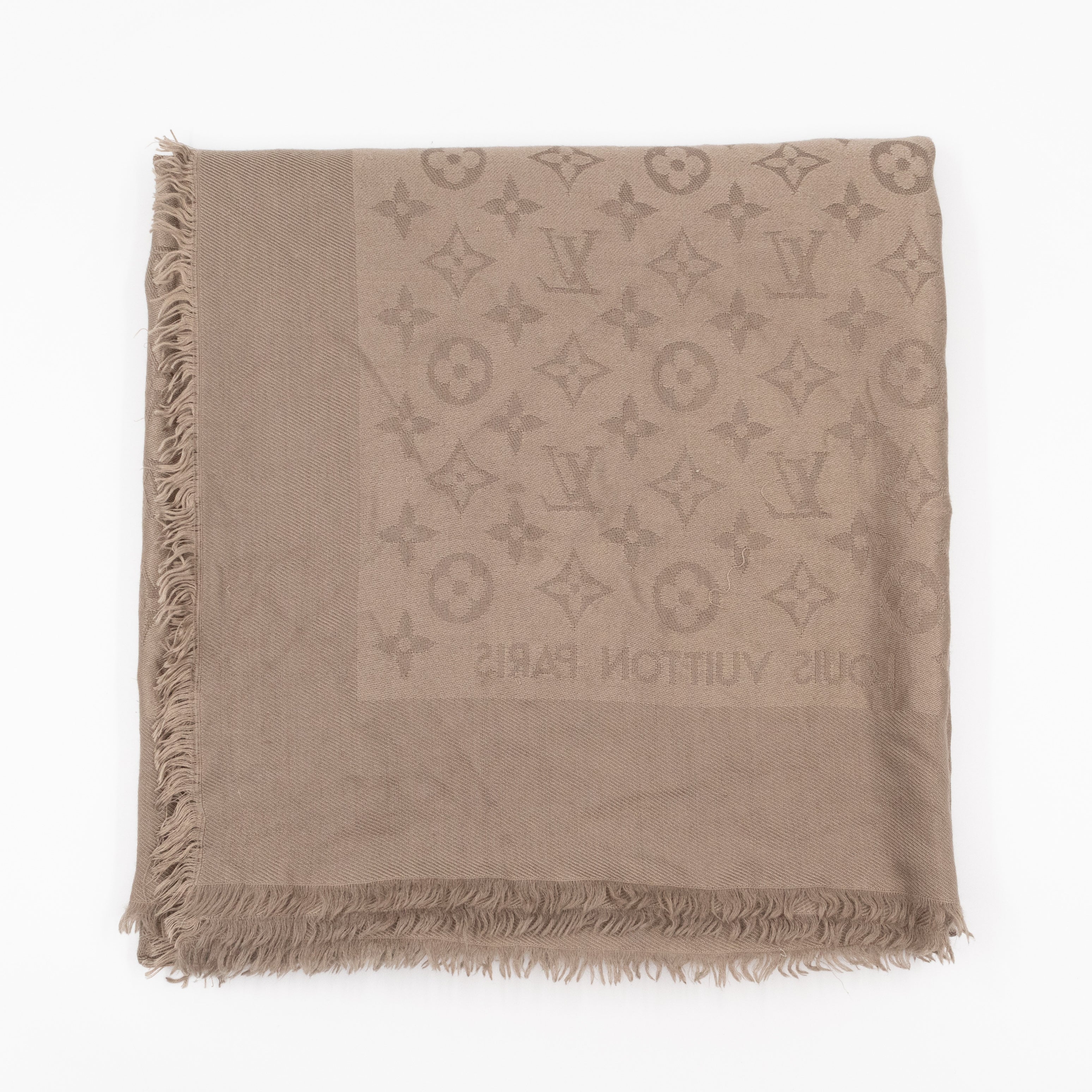 Monogram Shawl Verone