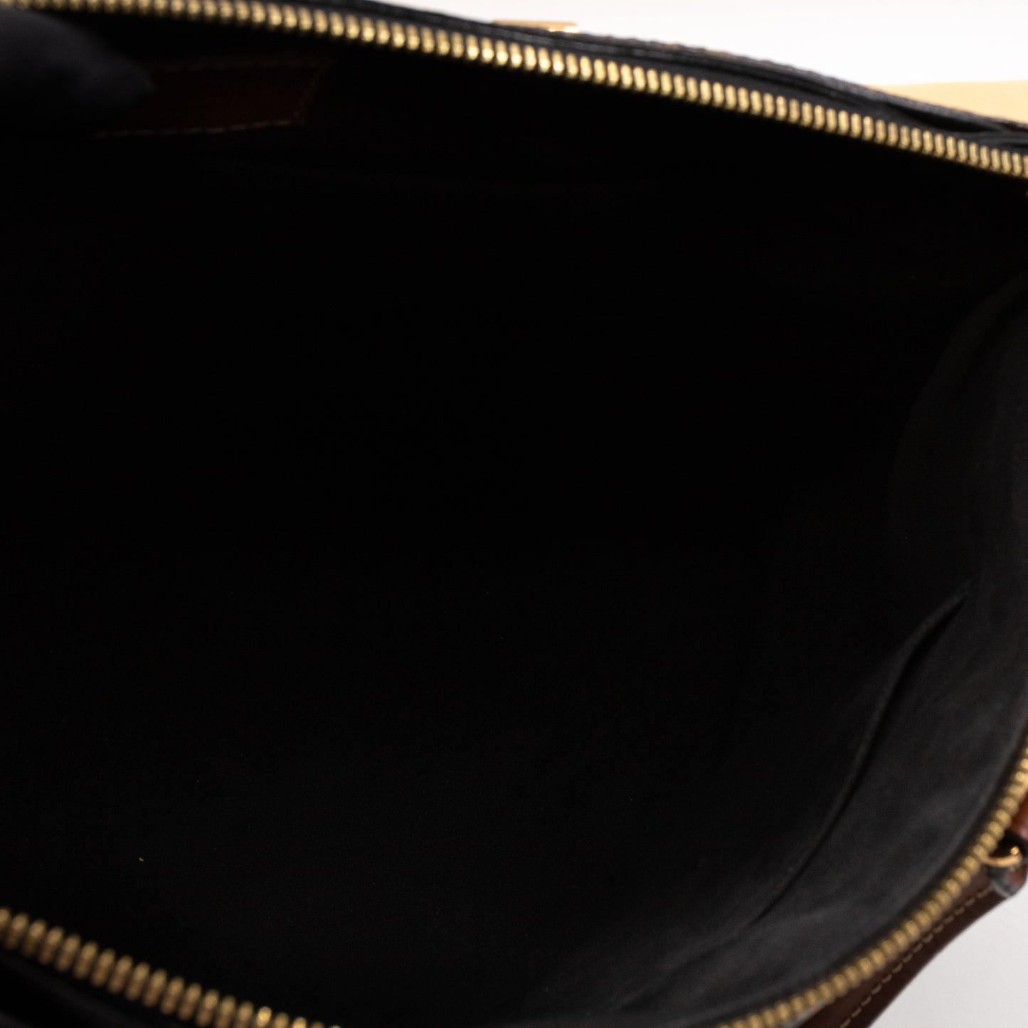 Pallas Monogram Black