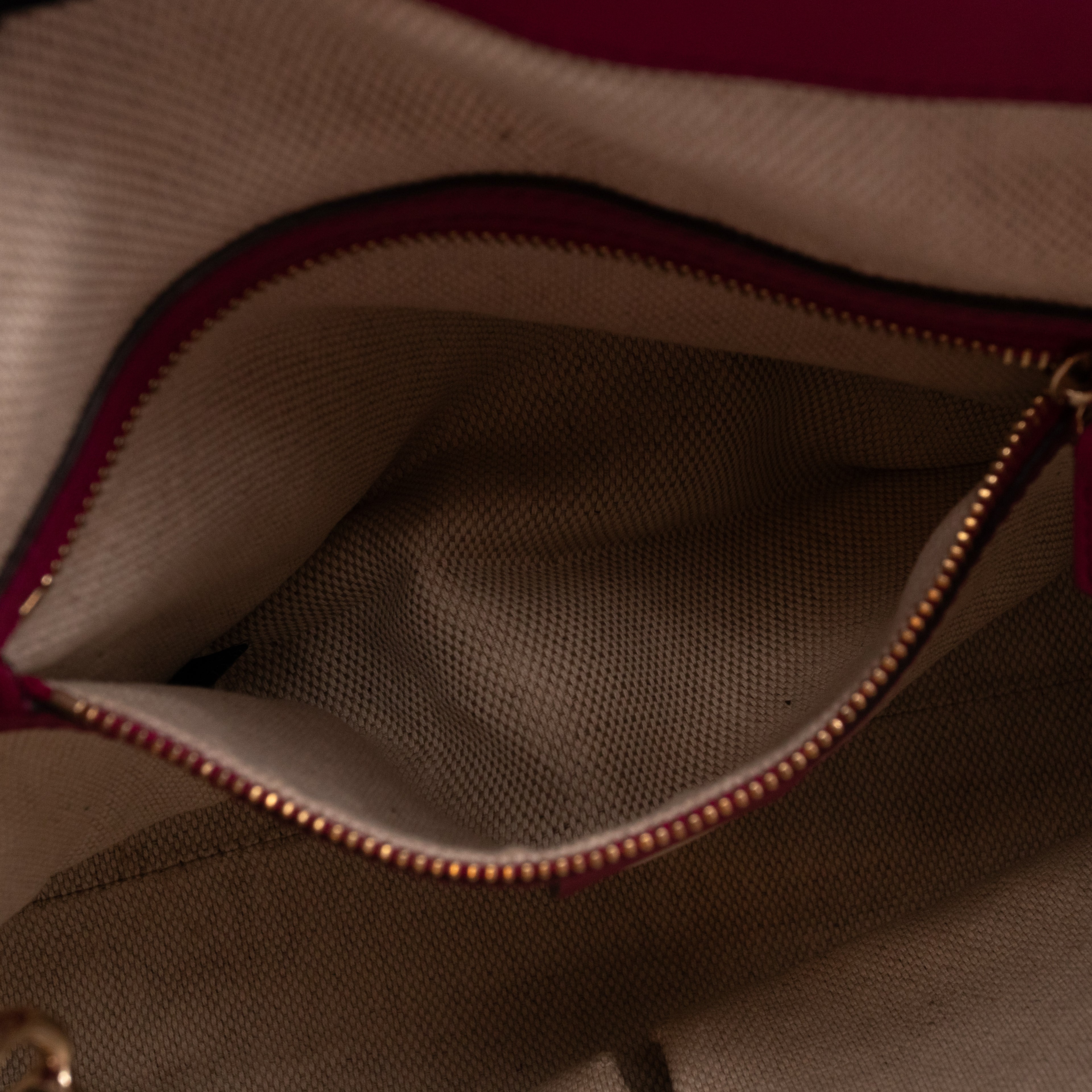 Soho Two Way Tote Crushed Patent Leather Fuchsia