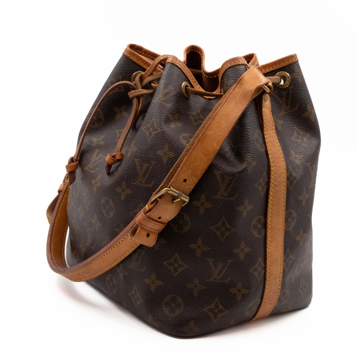 Petit Noe Monogram