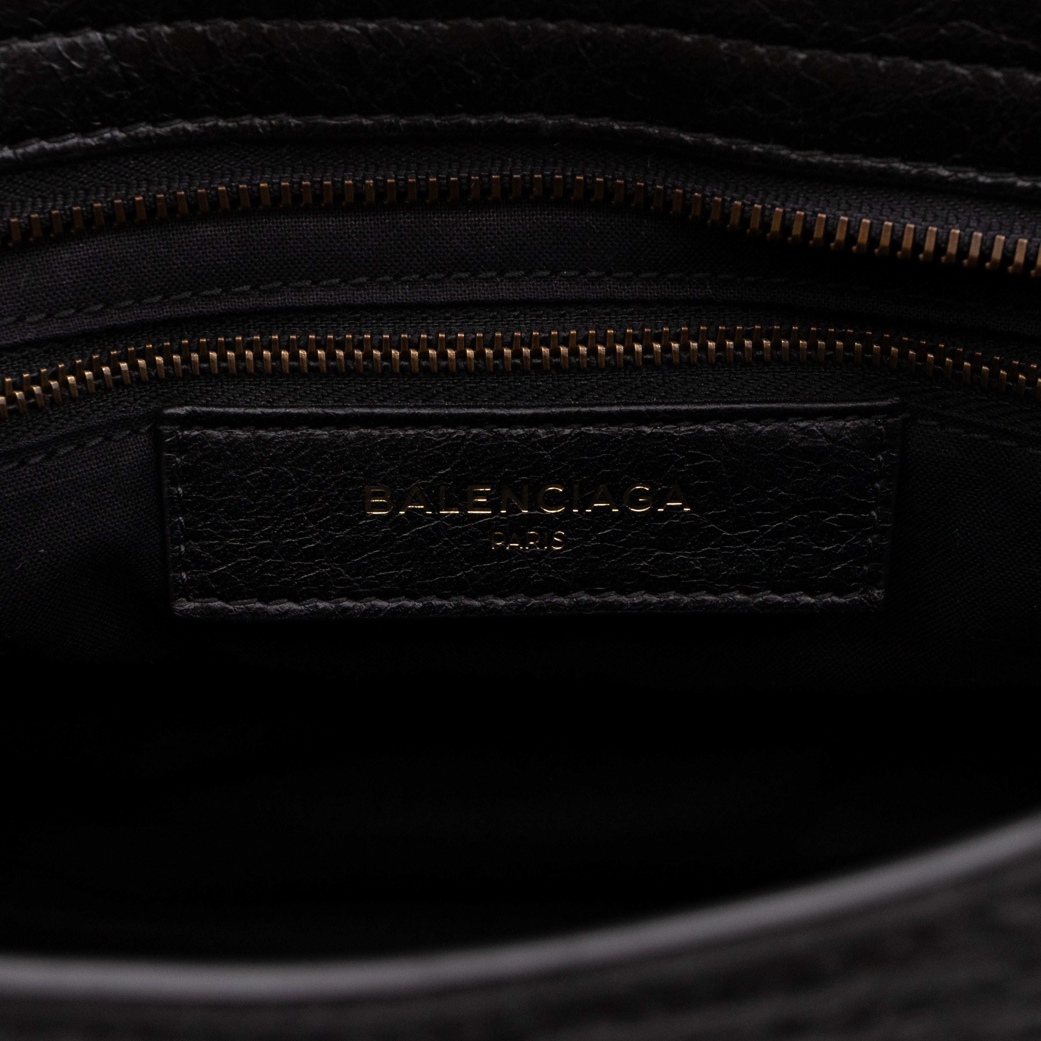Classic City AJ Bag Logo Strap Black Leather