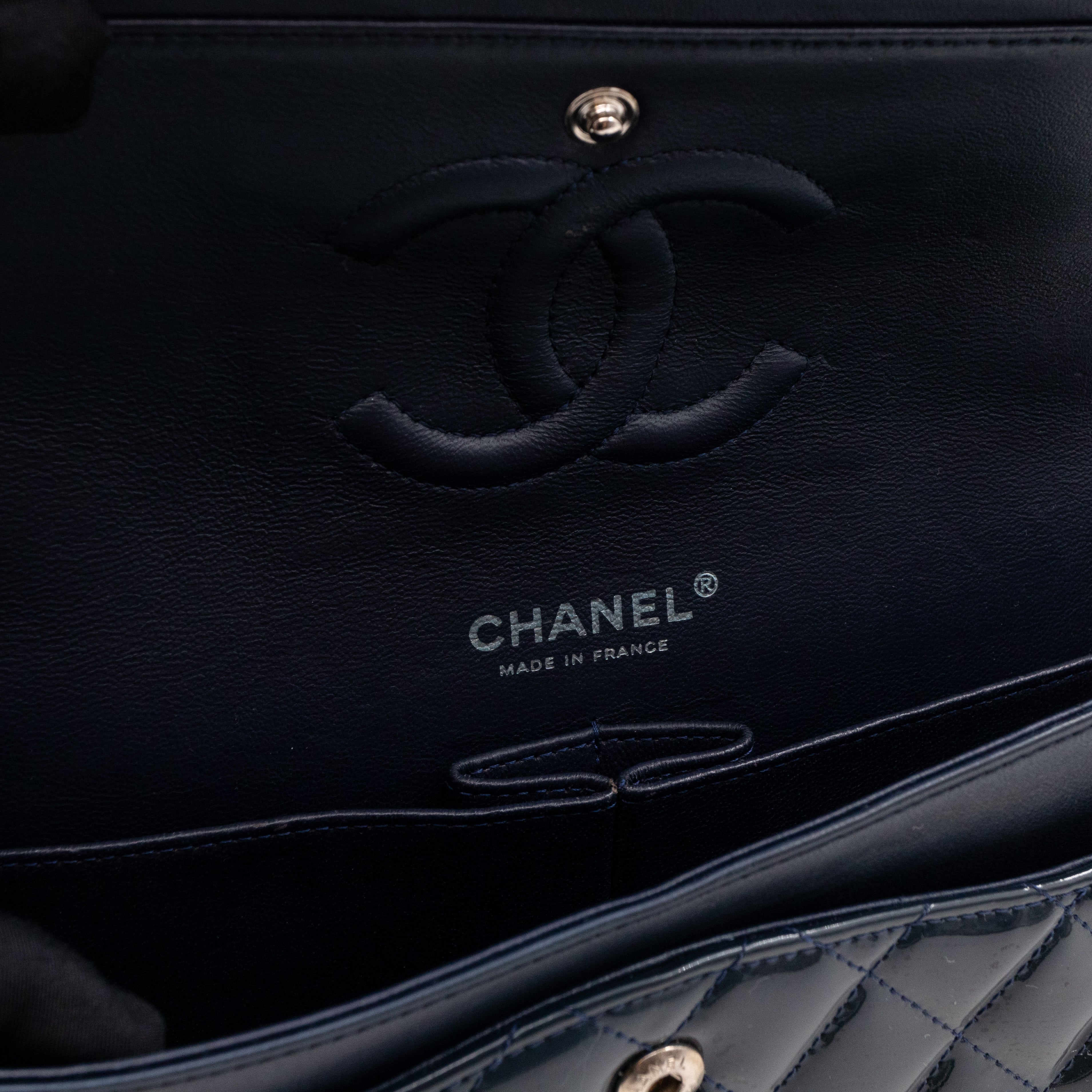 Classic Double Flap Bag Medium Navy Blue Patent Leather Silver