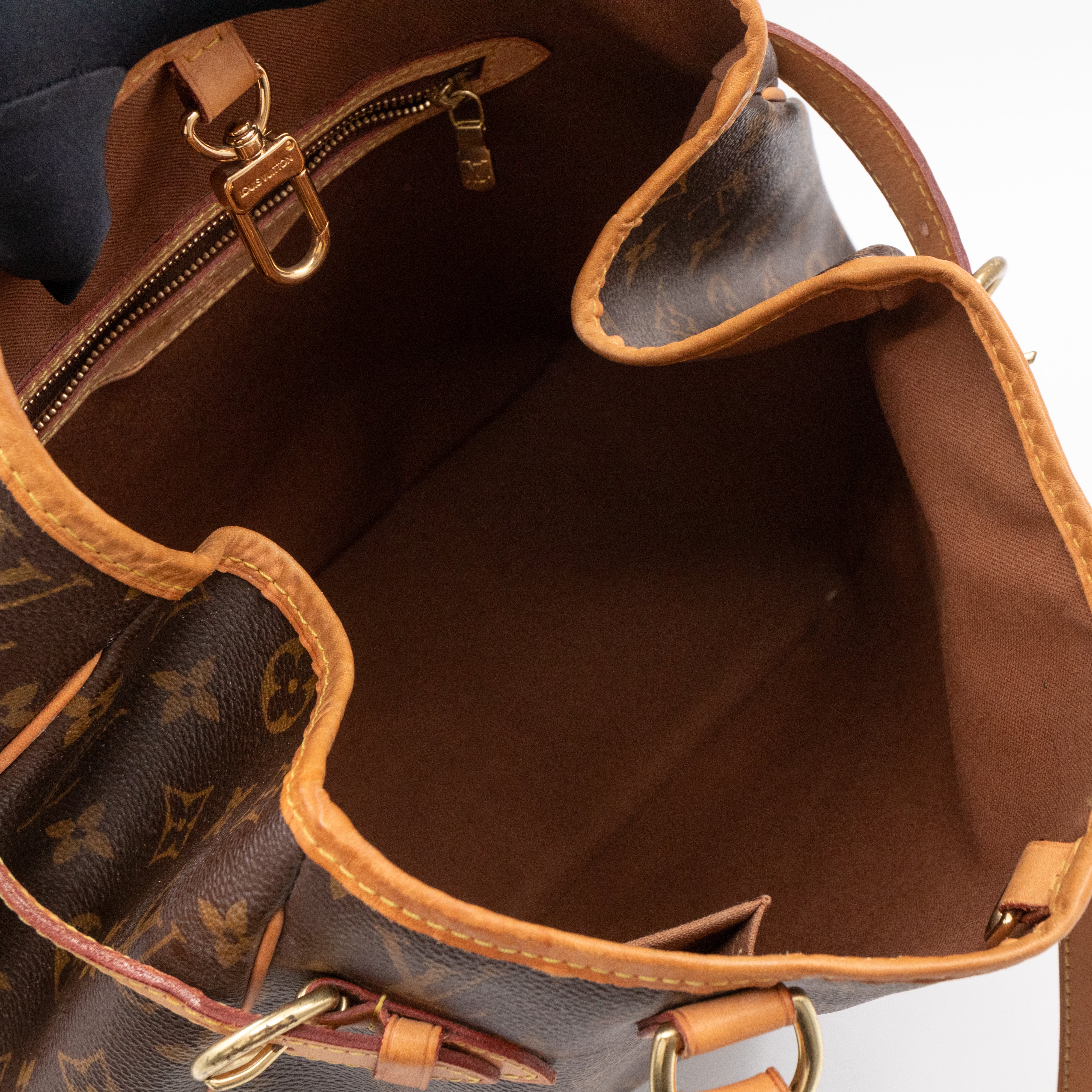 Batignolles Vertical Monogram