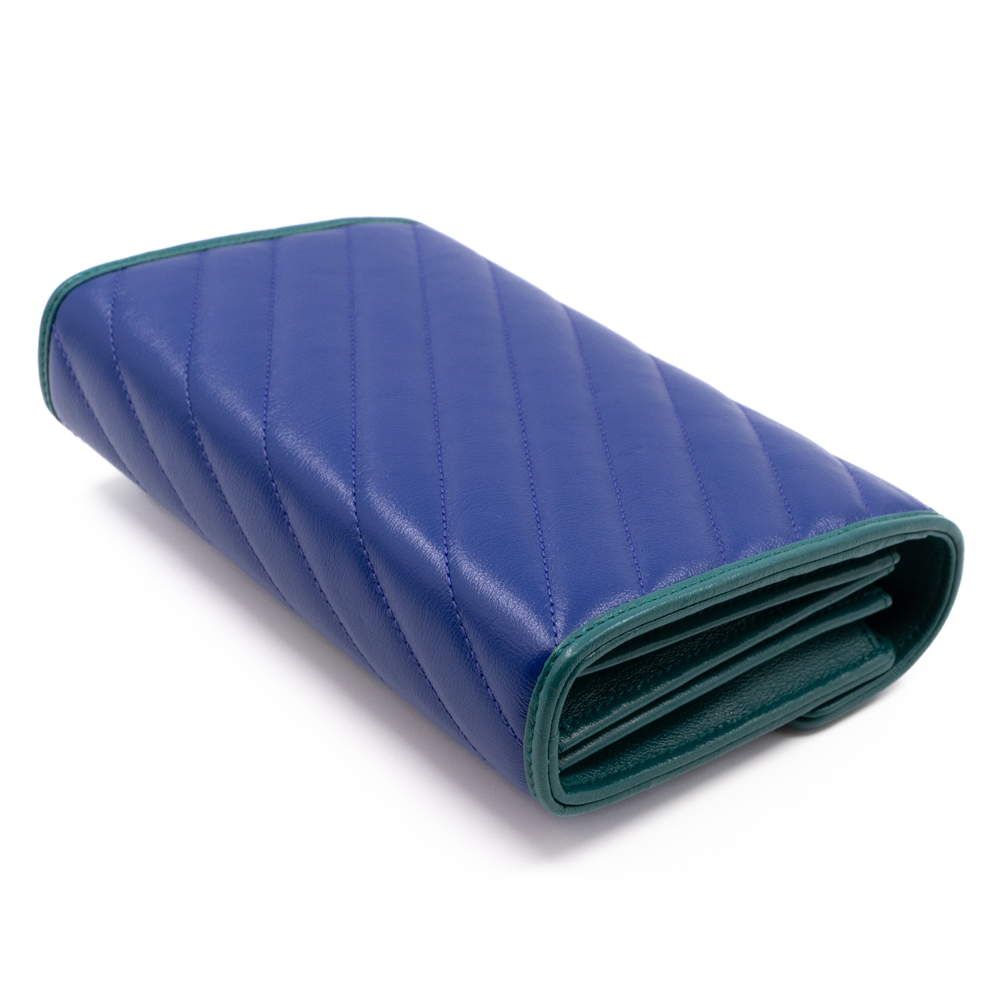 GG Marmont Flap Diagonal Matelassé Chain Wallet Blue Leather