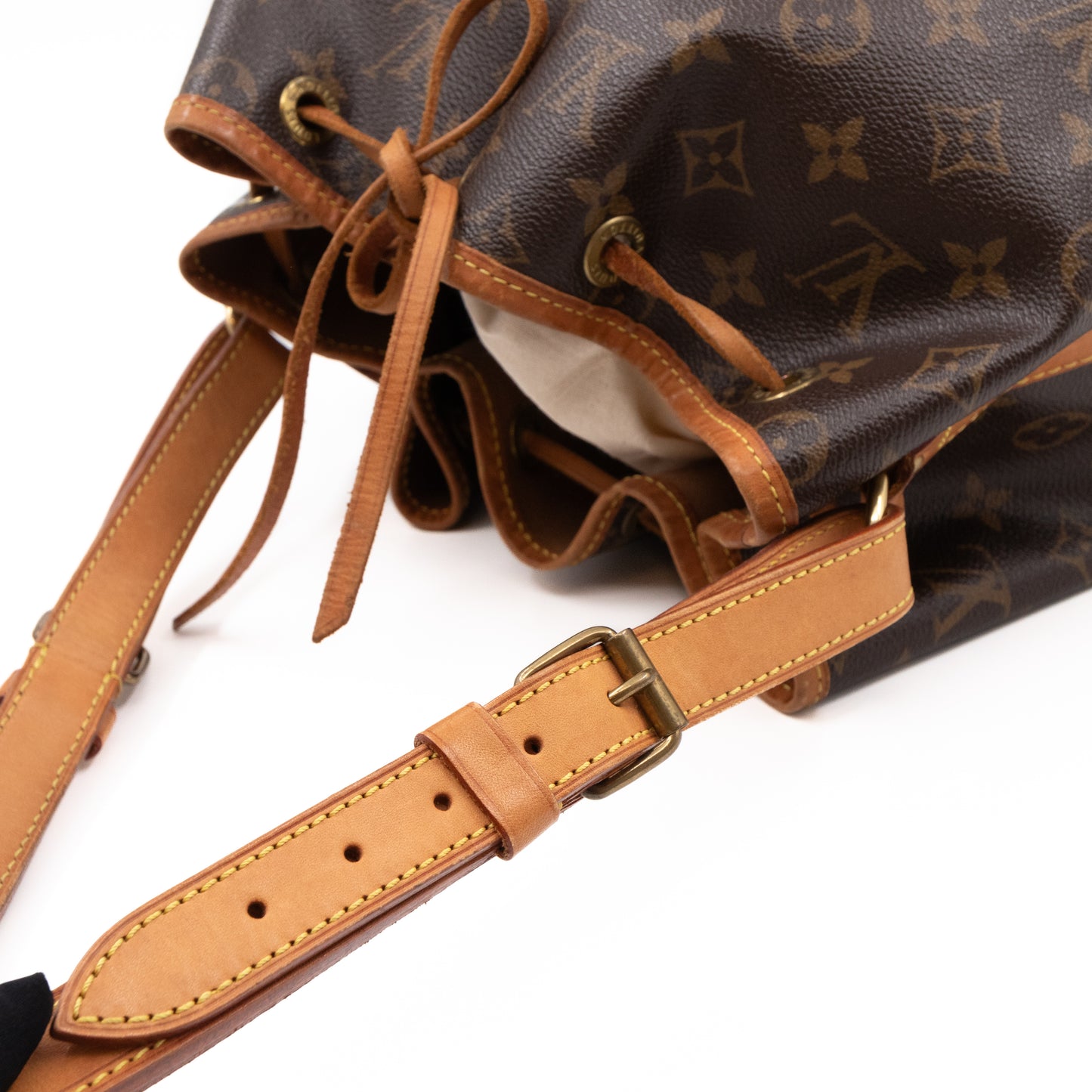 Noe Monogram