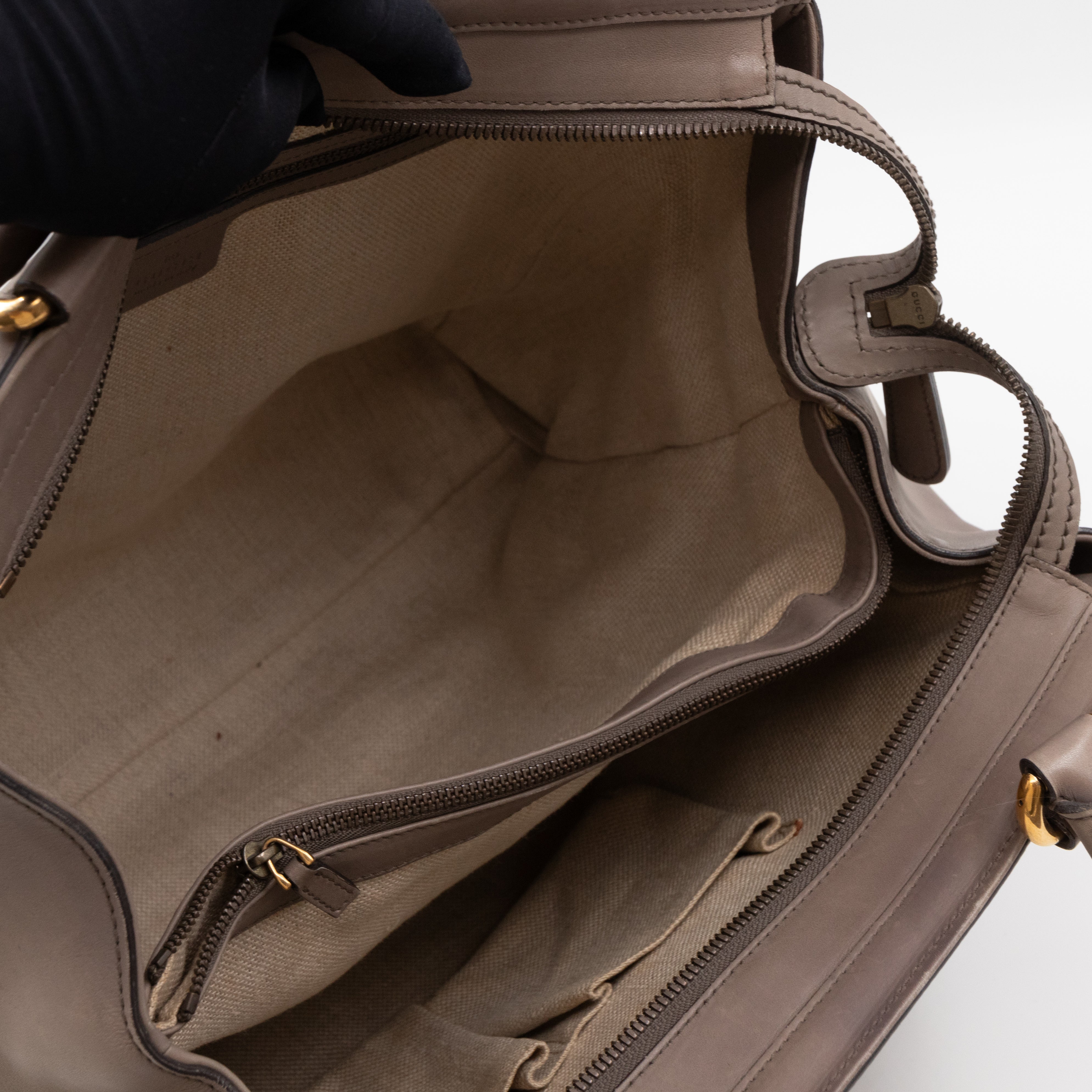 Duilio Brogue Handbag Grey Aged Leather