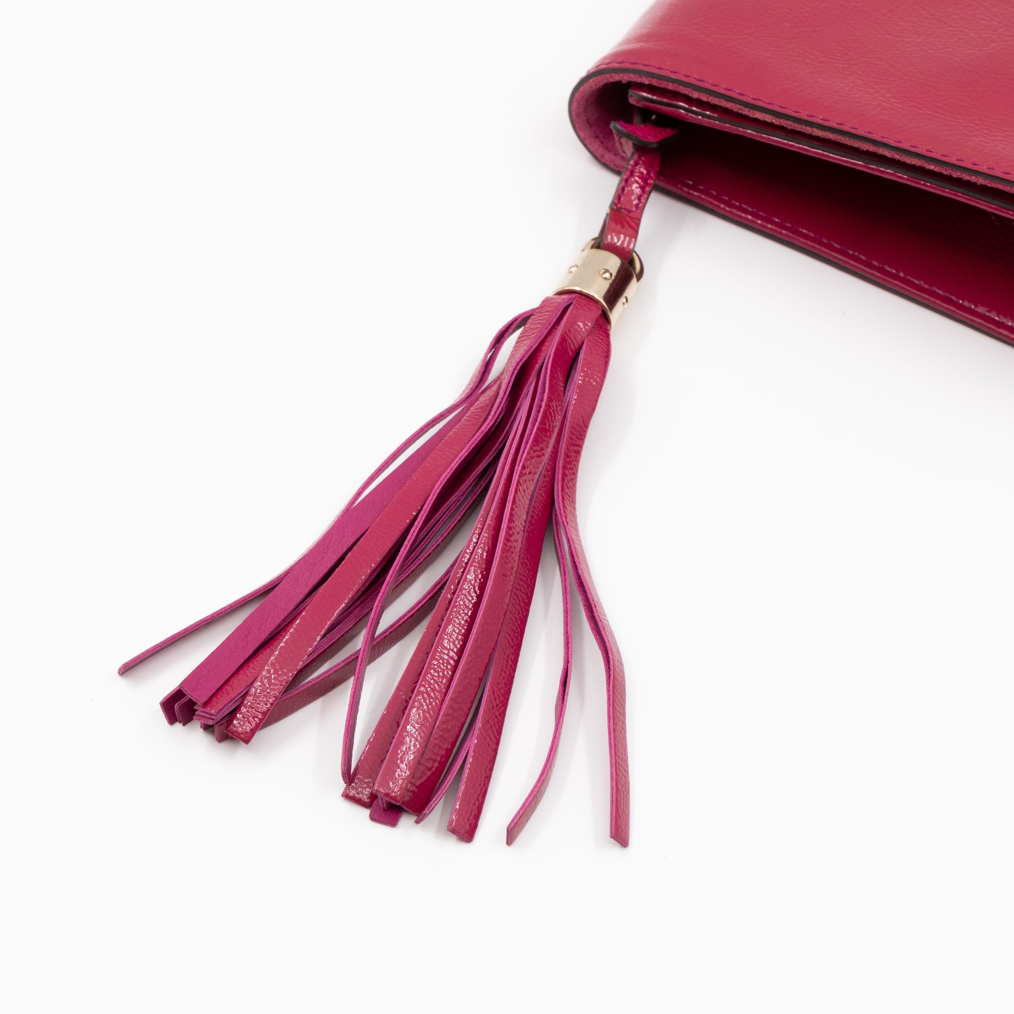 Soho Clutch Tassel Patent Leather Fuchsia