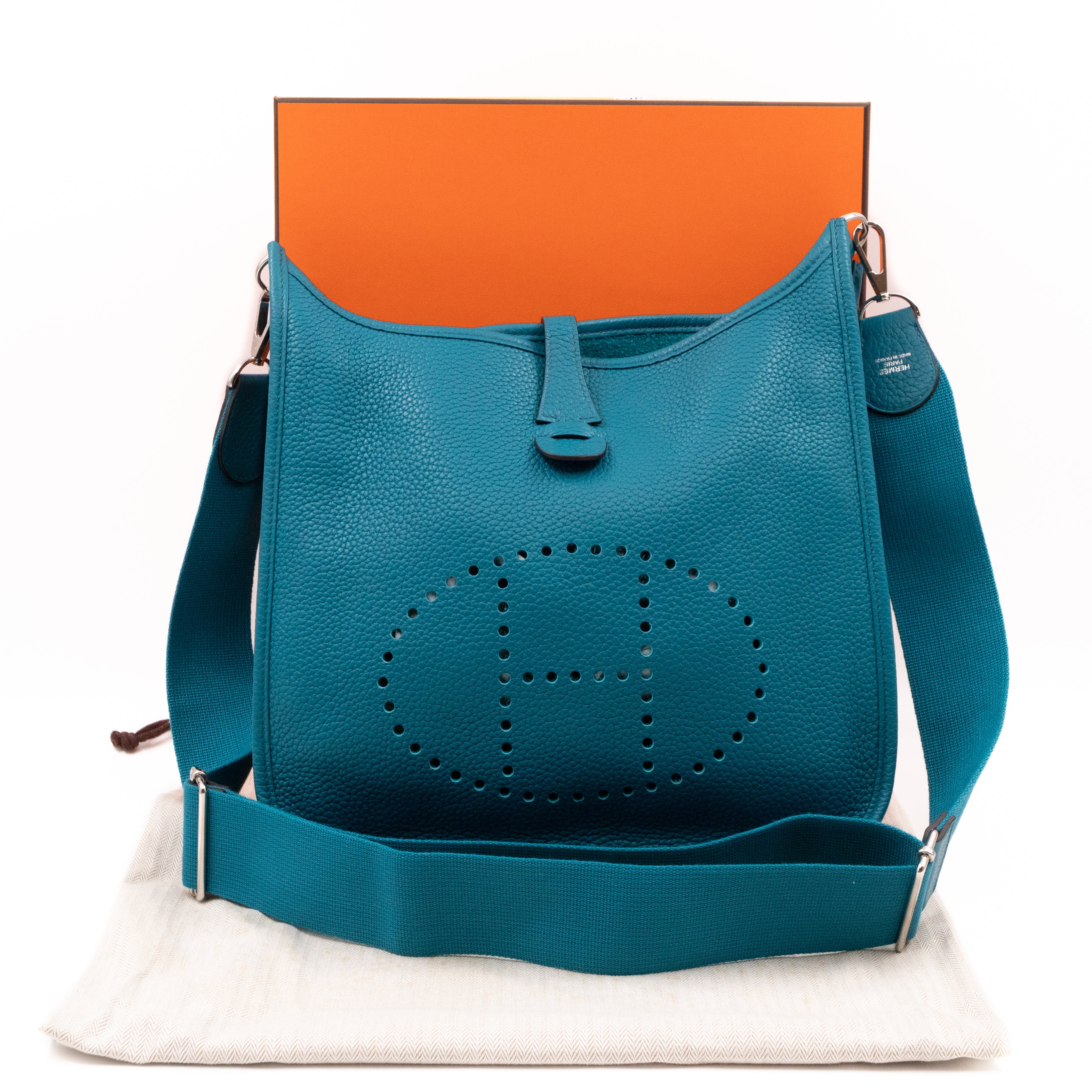 Evelyne III 29 Colvert Turquoise Leather