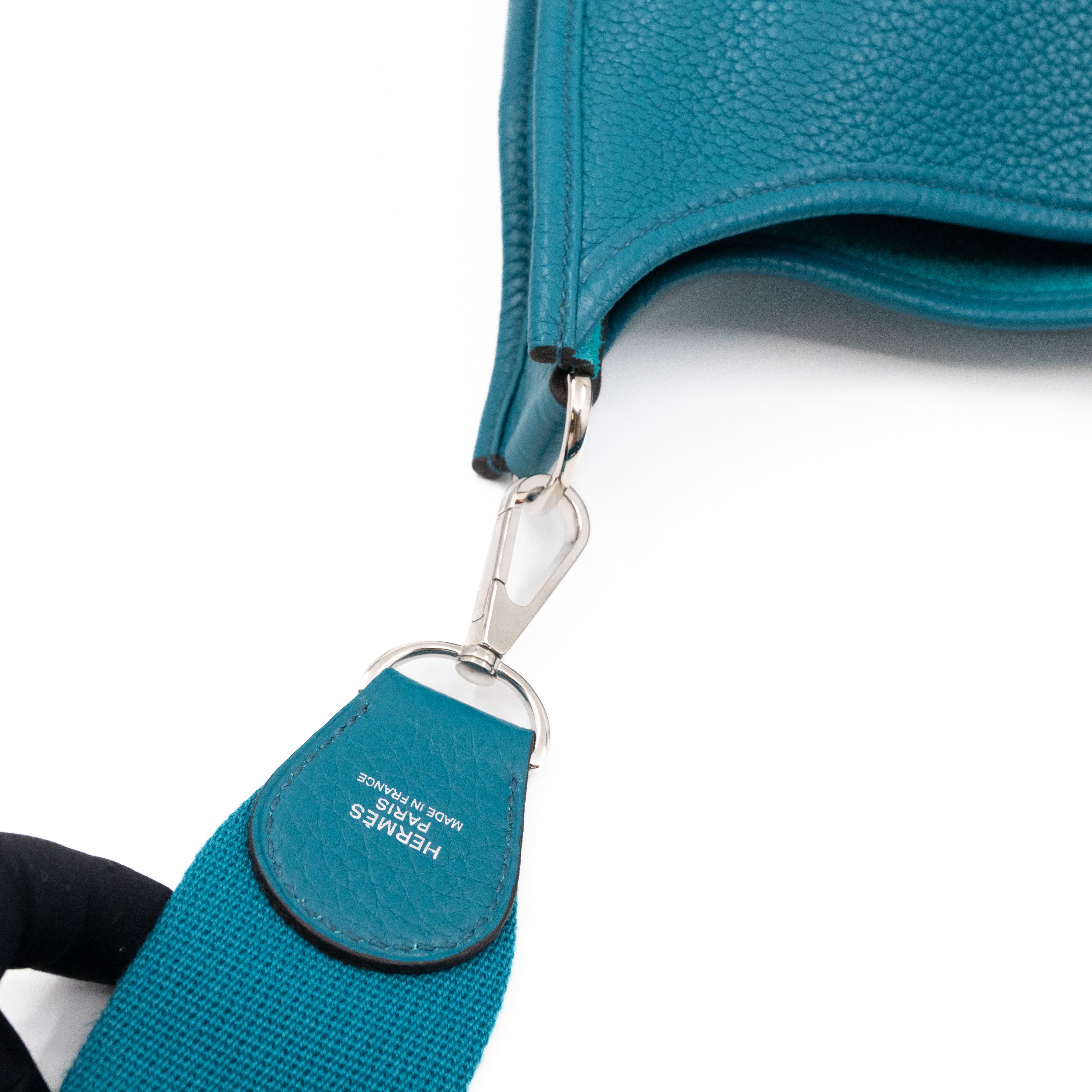 Evelyne III 29 Colvert Turquoise Leather
