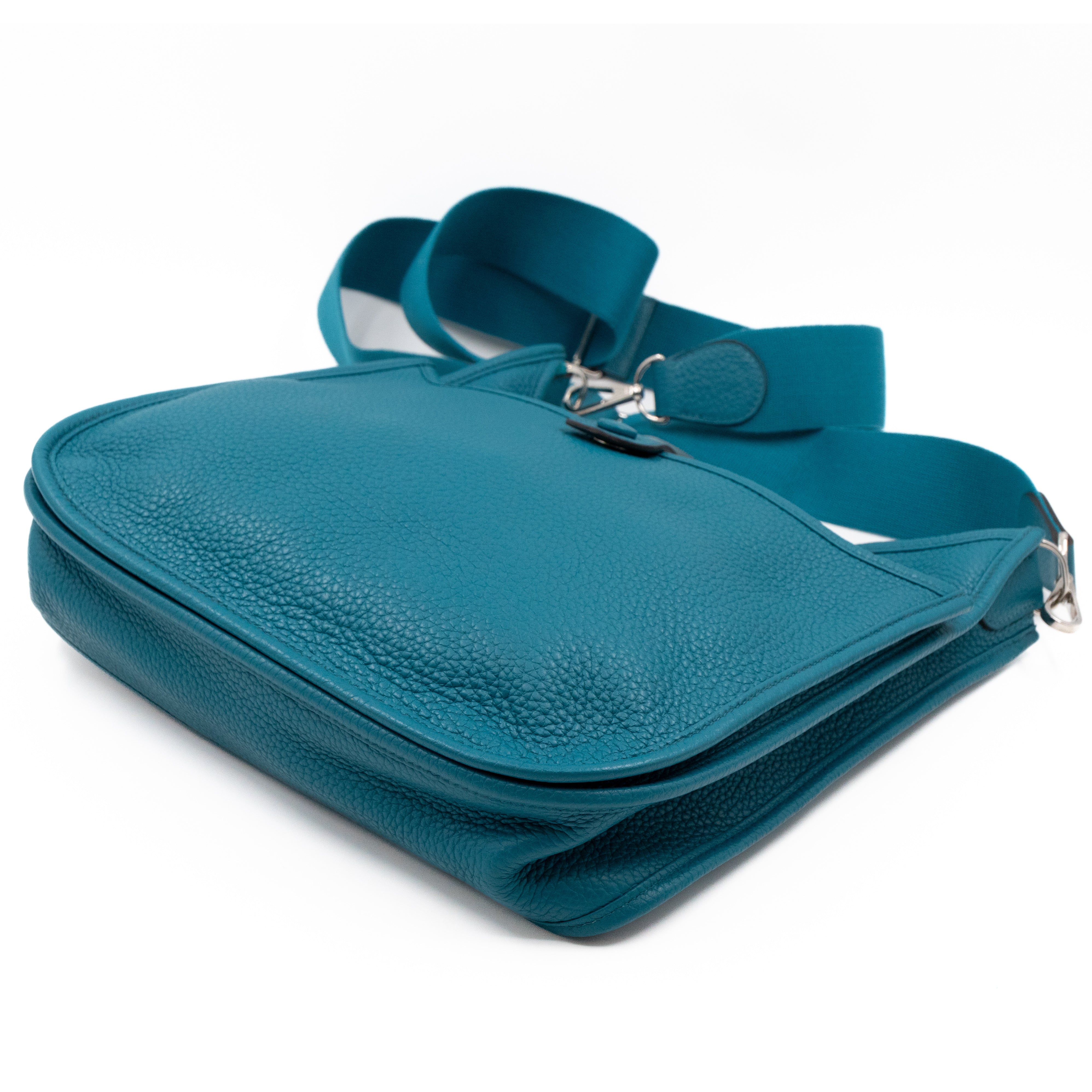Evelyne III 29 Colvert Turquoise Leather