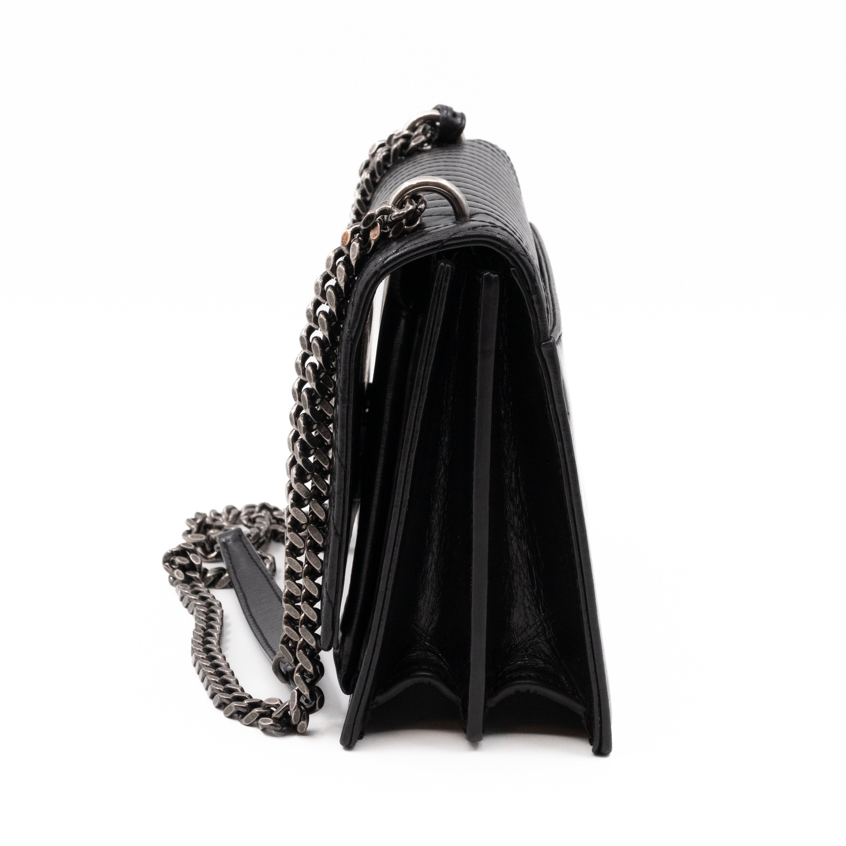 Sunset Medium Chevron Black Leather