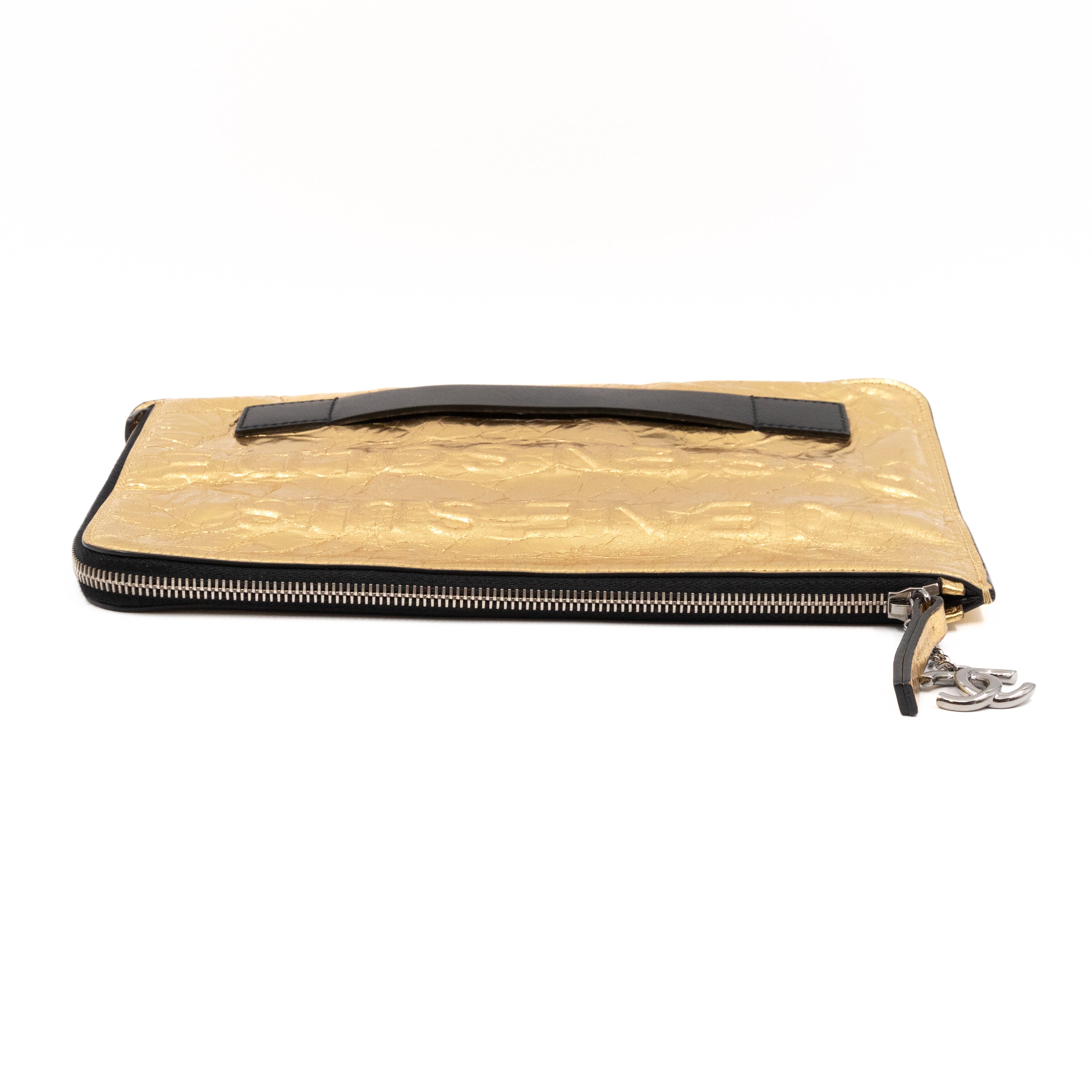 Je Ne Suis Pas En Solde Clutch Gold Metallic Leather