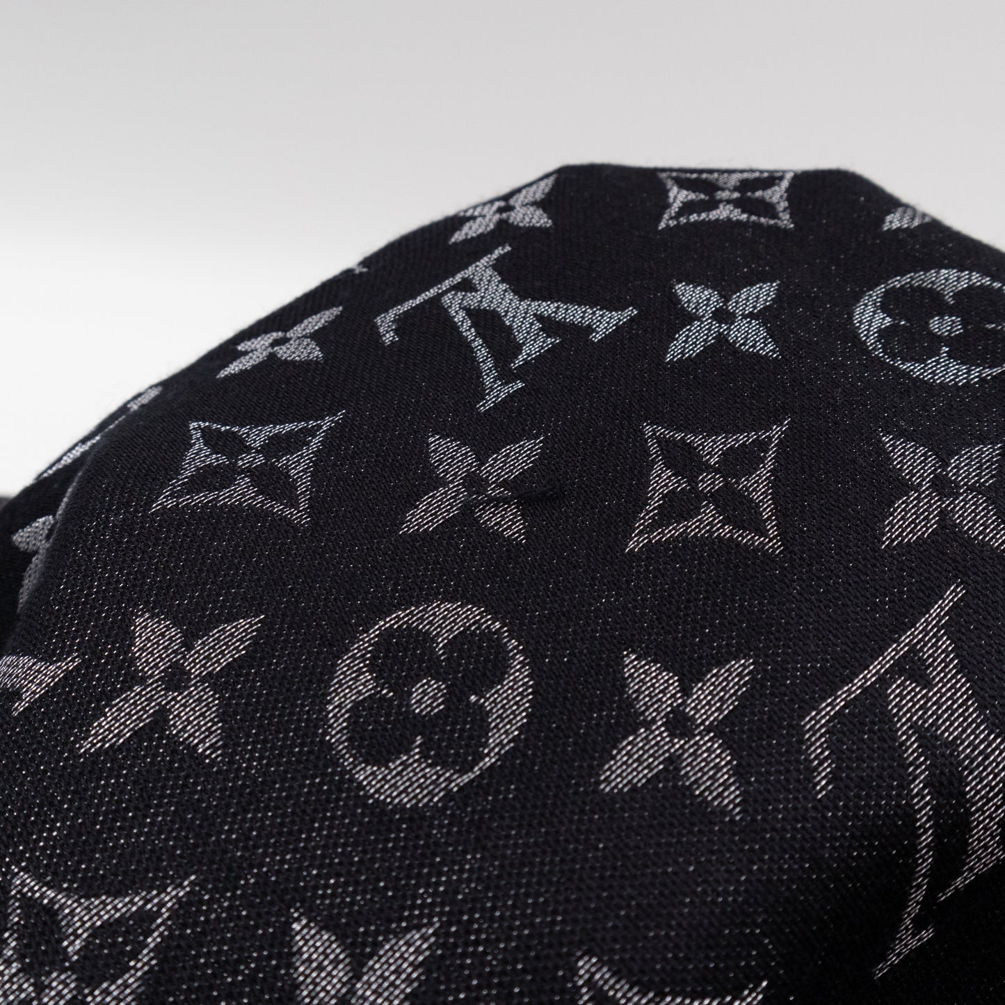 Monogram Shine Shawl Black