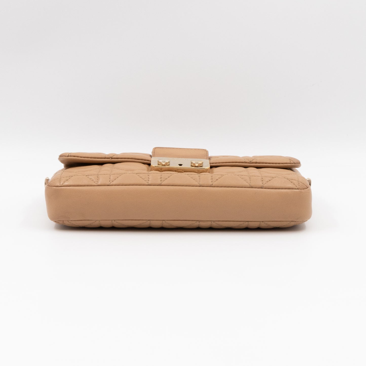 New Lock Pouch Bag Beige Leather