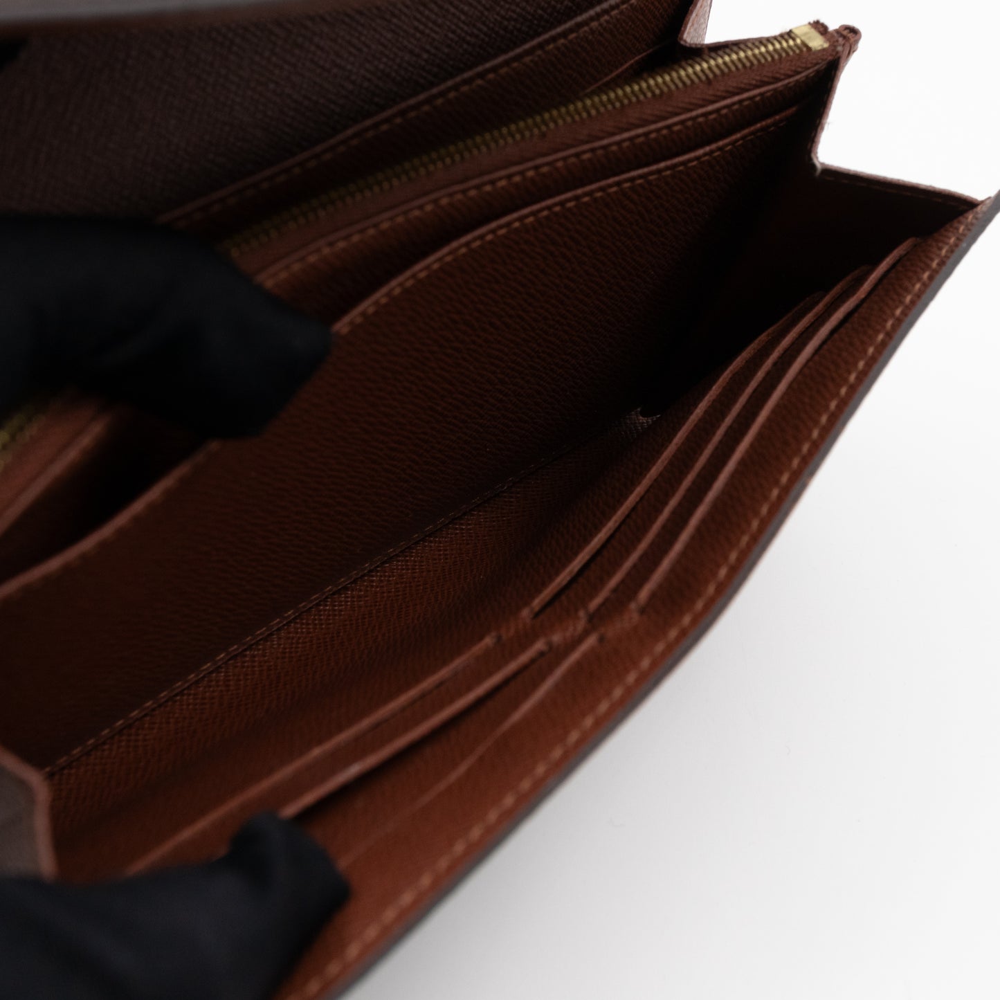 Sarah Wallet Monogram Brown