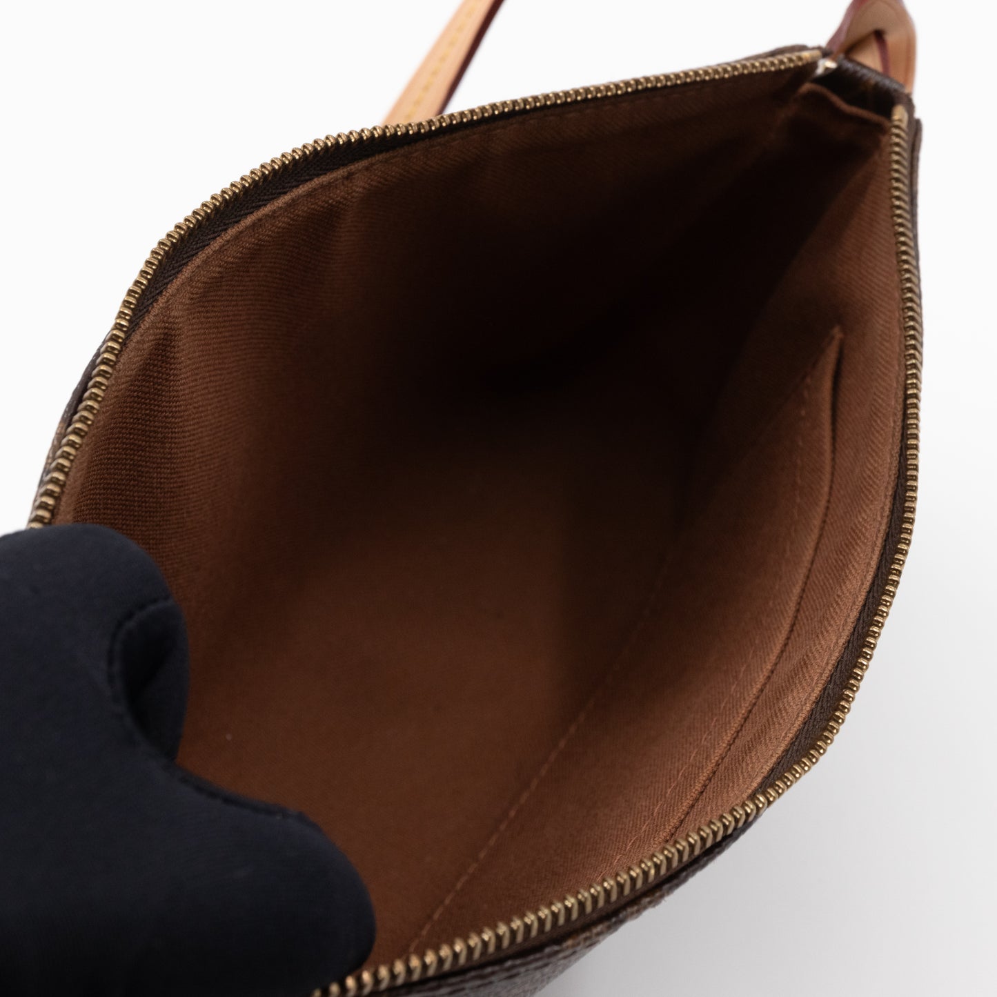 Pochette Accessoires Monogram