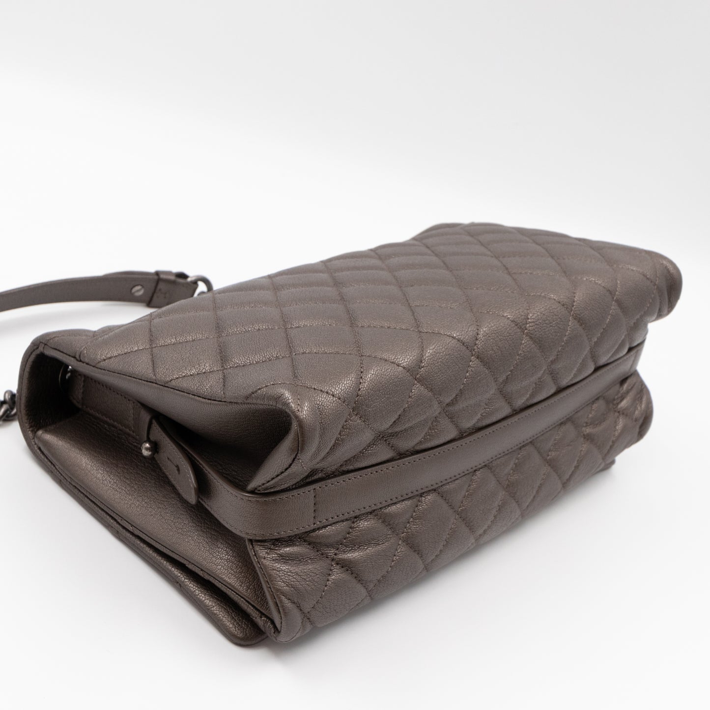 City Rock Flap Bag Jumbo Metallic Goatskin