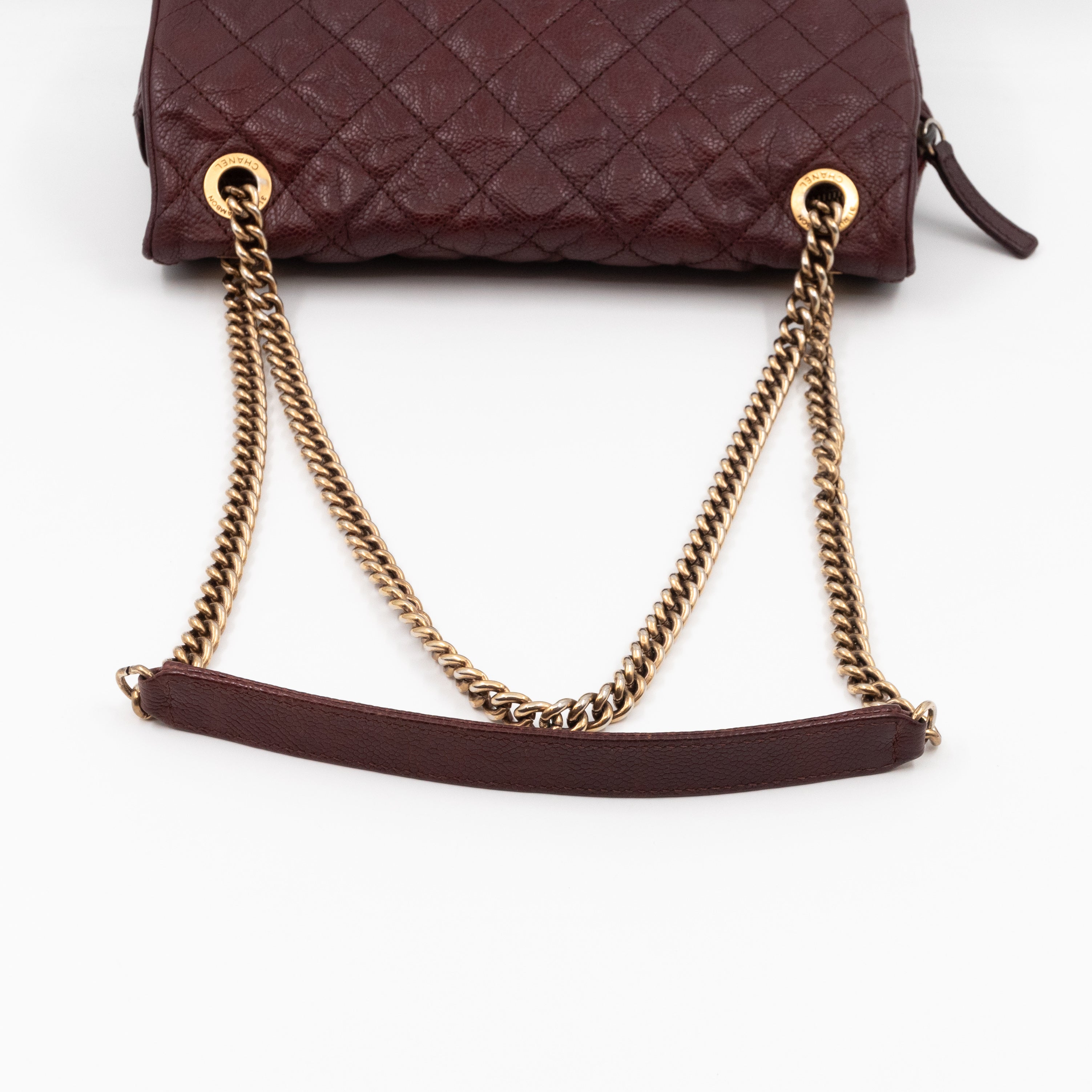 Easy Flap Bag Burgundy Caviar Aged Gold